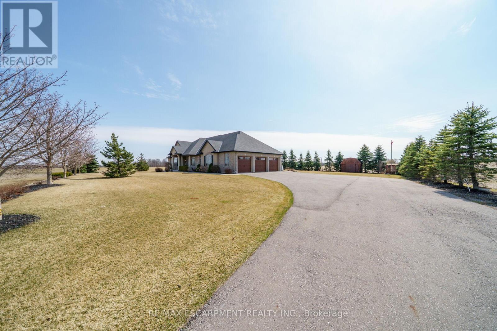 1587 Haldibrook Road, Haldimand, Ontario  N3W 1W6 - Photo 45 - X12069871