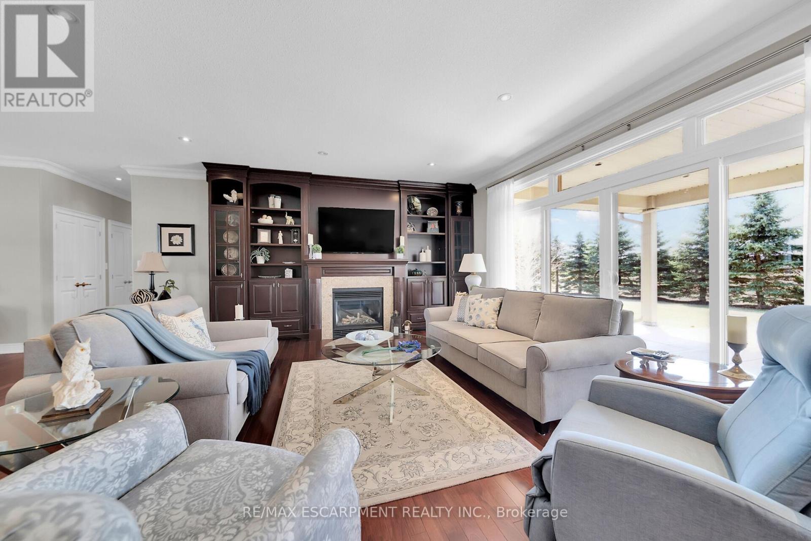 1587 Haldibrook Road, Haldimand, Ontario  N3W 1W6 - Photo 8 - X12069871