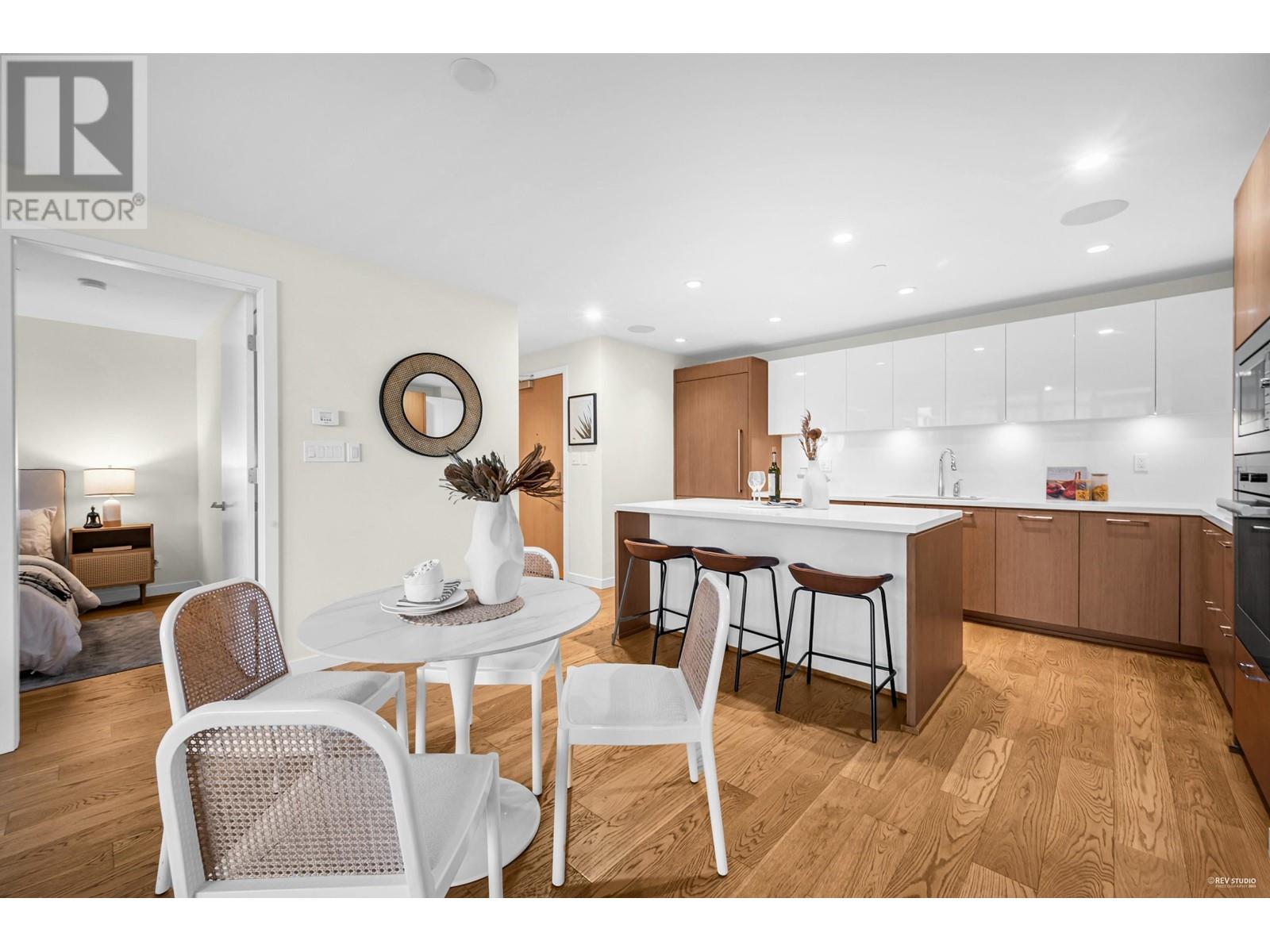 505 768 Arthur Erickson Place, Vancouver, British Columbia  V7T 0B6 - Photo 10 - R2984413