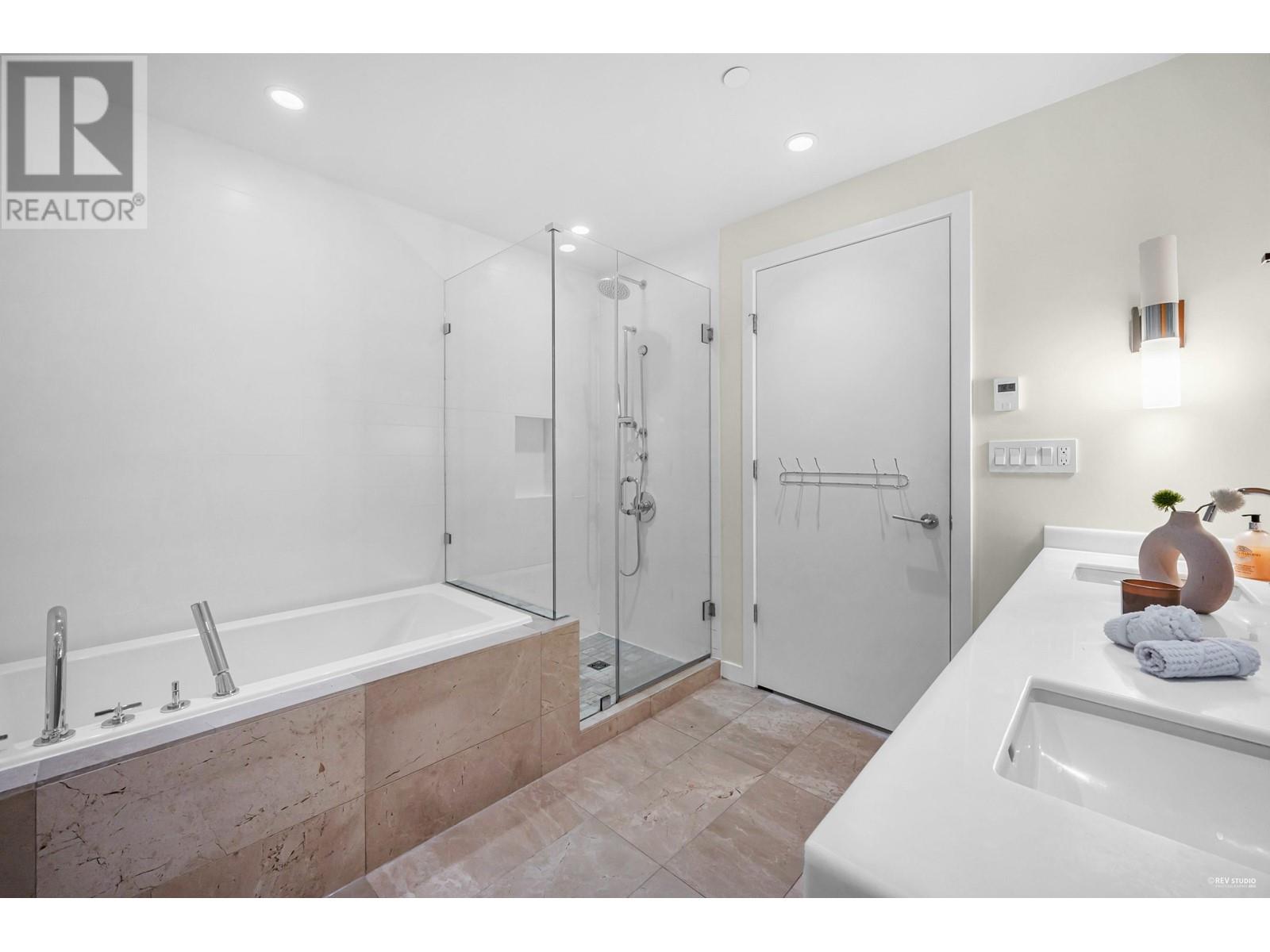505 768 Arthur Erickson Place, Vancouver, British Columbia  V7T 0B6 - Photo 19 - R2984413