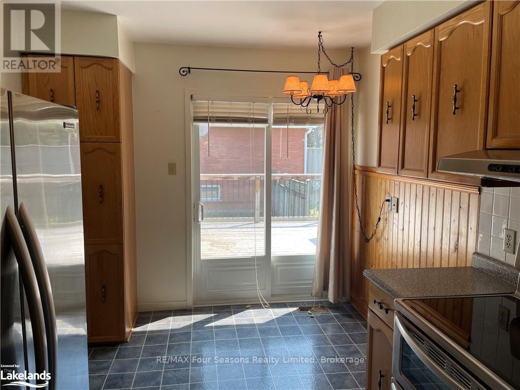 97 Lockhart Road, Collingwood, Ontario  L9Y 4M5 - Photo 11 - S12069967