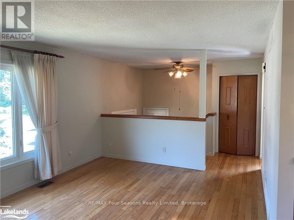 97 Lockhart Road, Collingwood, Ontario  L9Y 4M5 - Photo 2 - S12069967