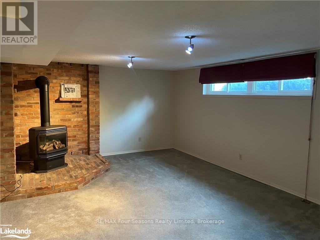 97 Lockhart Road, Collingwood, Ontario  L9Y 4M5 - Photo 5 - S12069967