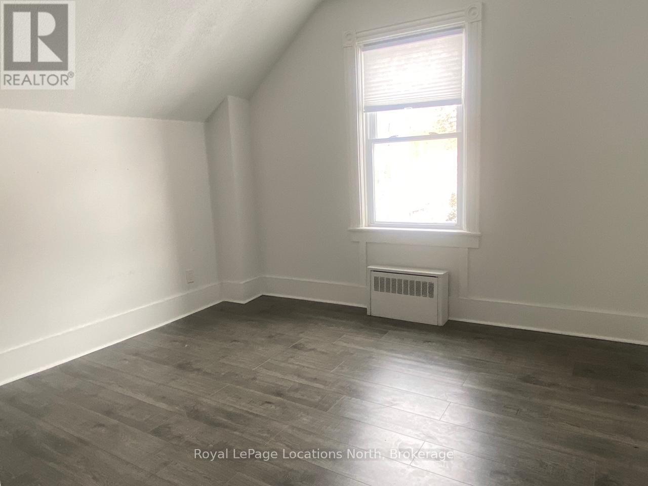 Upper Level - 7344 26 Highway E, Clearview, Ontario  L0M 1S0 - Photo 13 - S11991128