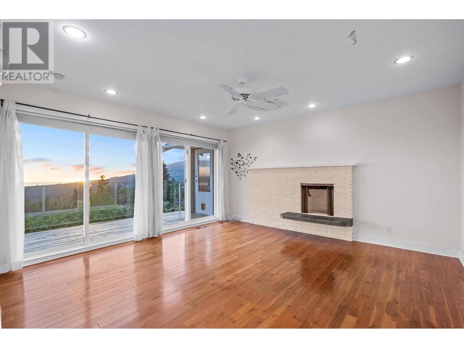 353 Newdale Court, North Vancouver, British Columbia  V7N 3H3 - Photo 19 - R2987625