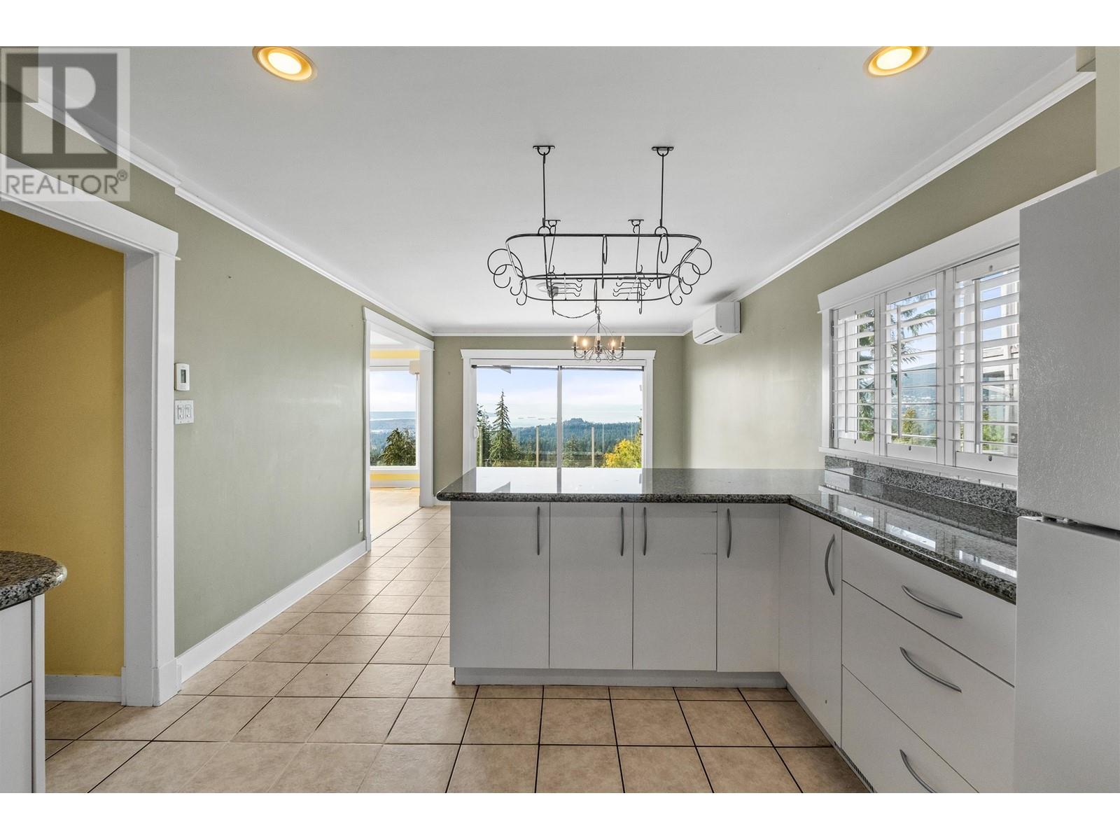 353 Newdale Court, North Vancouver, British Columbia  V7N 3H3 - Photo 14 - R2987625