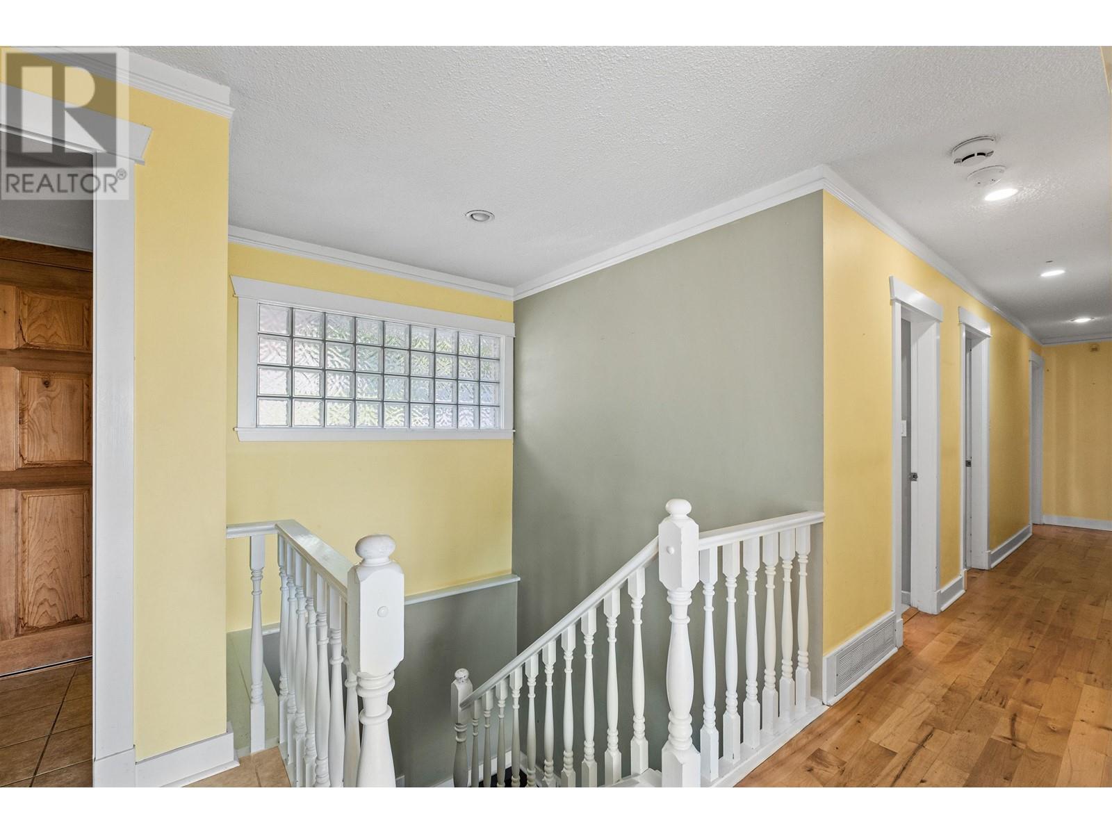 353 Newdale Court, North Vancouver, British Columbia  V7N 3H3 - Photo 17 - R2987625