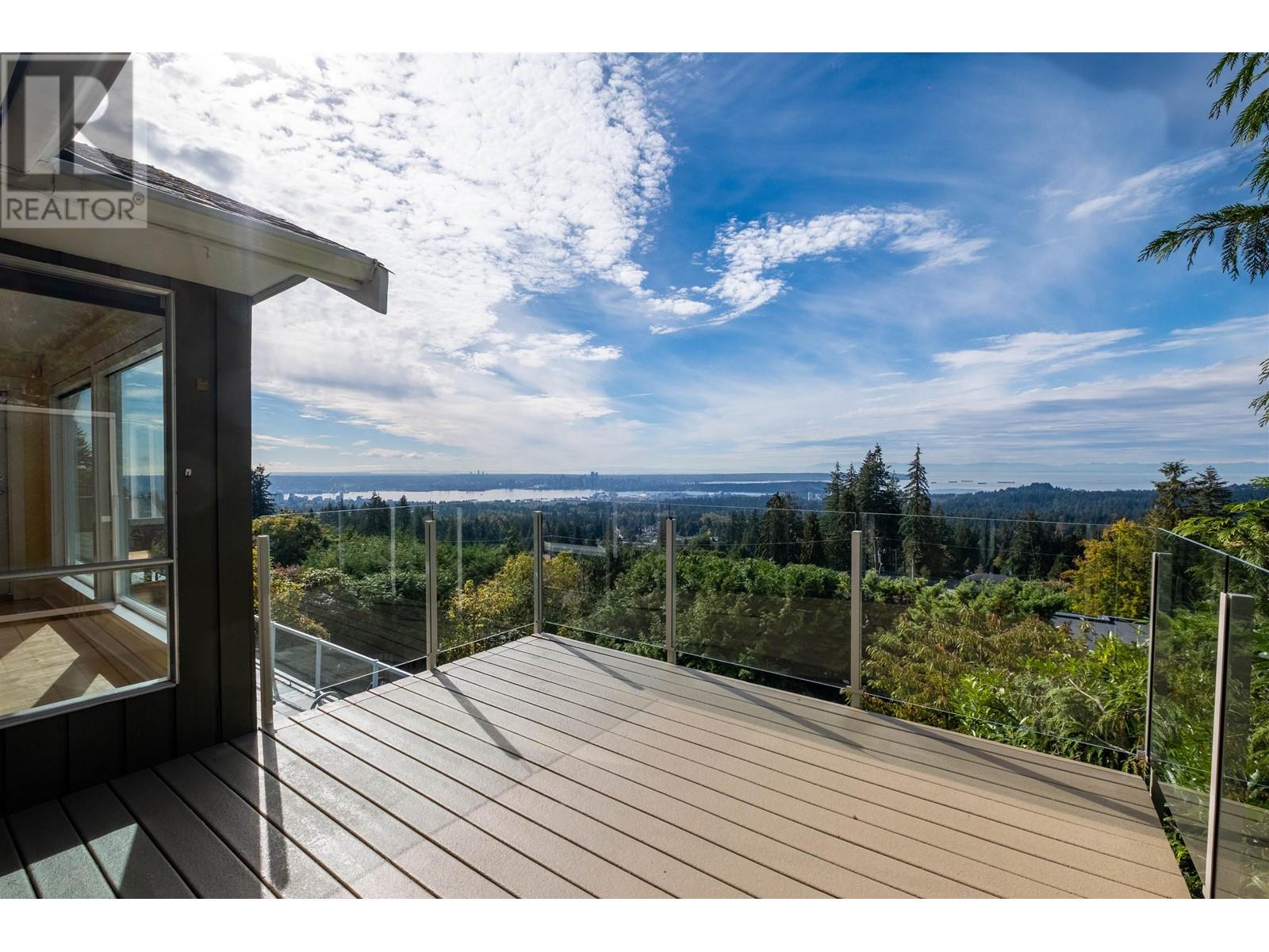 353 Newdale Court, North Vancouver, British Columbia  V7N 3H3 - Photo 16 - R2987625