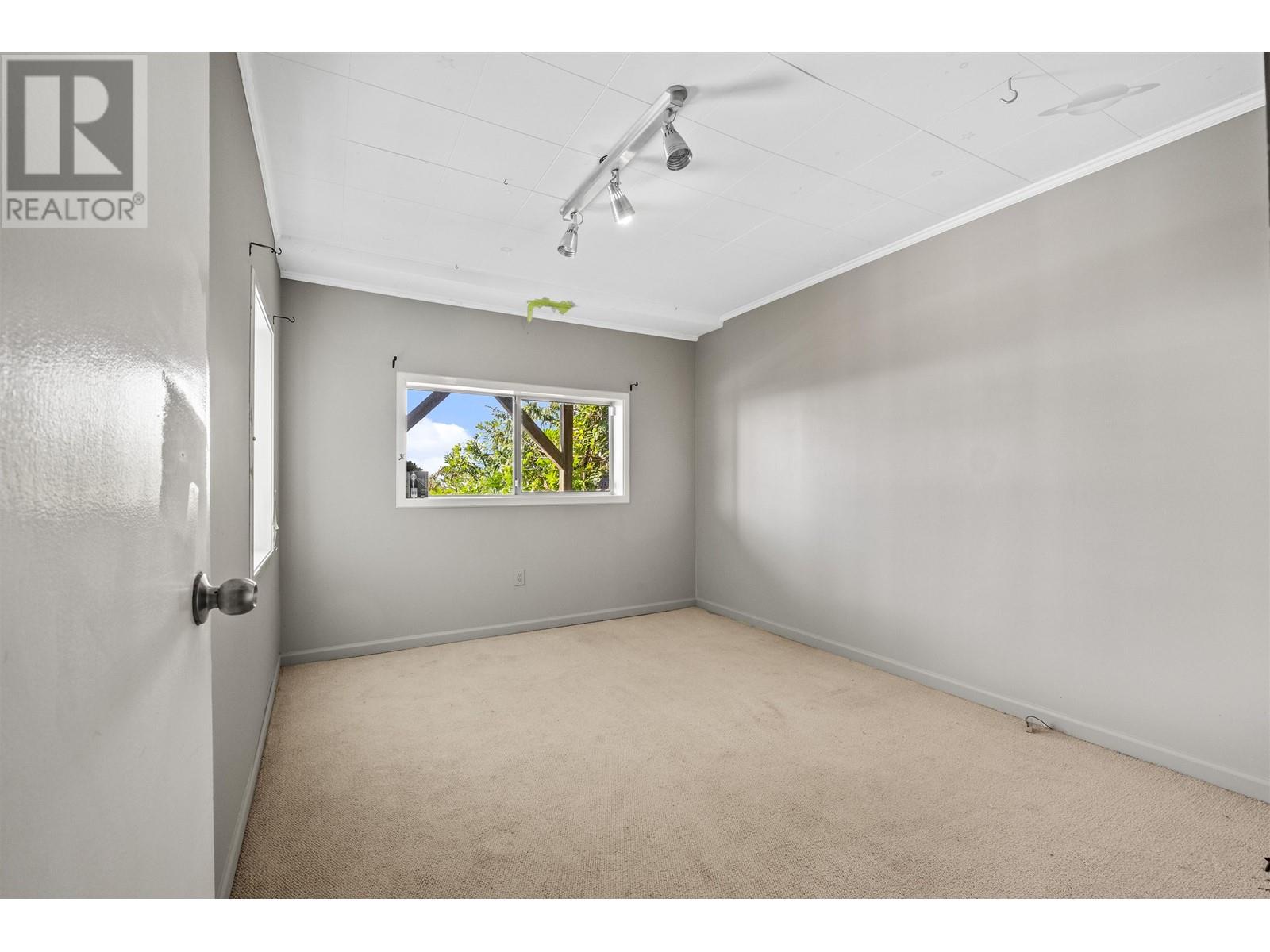 353 Newdale Court, North Vancouver, British Columbia  V7N 3H3 - Photo 30 - R2987625