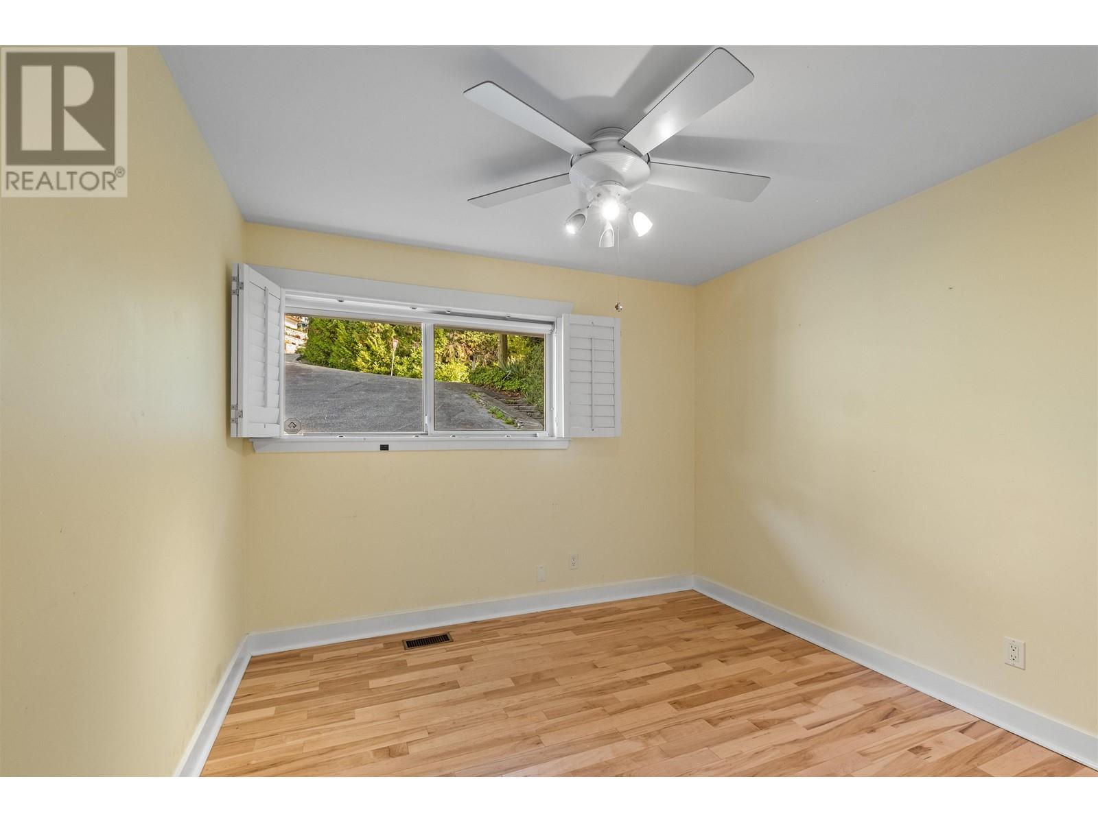 353 Newdale Court, North Vancouver, British Columbia  V7N 3H3 - Photo 27 - R2987625