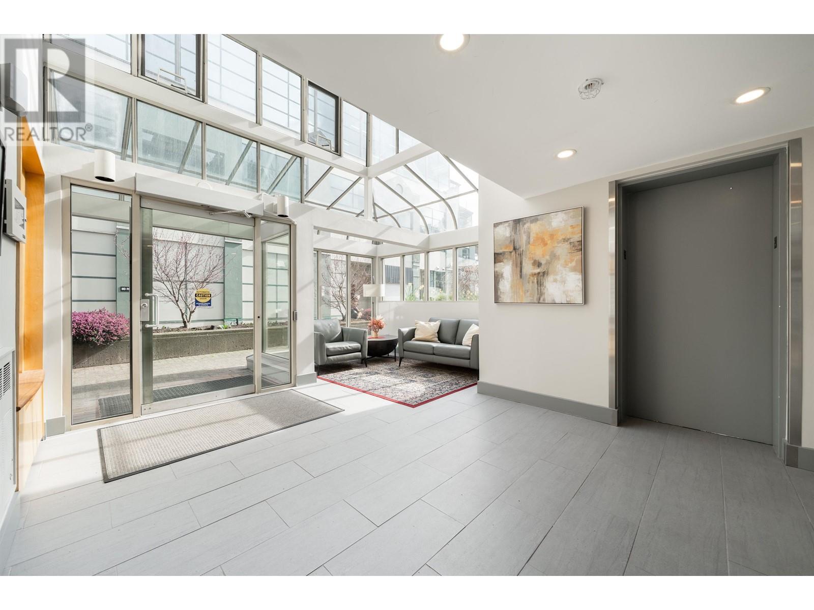 107 1502 Island Park Walk, Vancouver, British Columbia  V6H 3Z8 - Photo 3 - R2987725