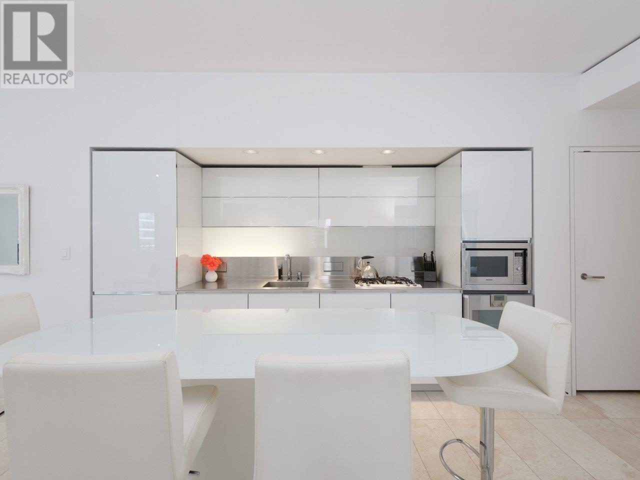 Property at 2305 838 W HASTINGS STREET image 3