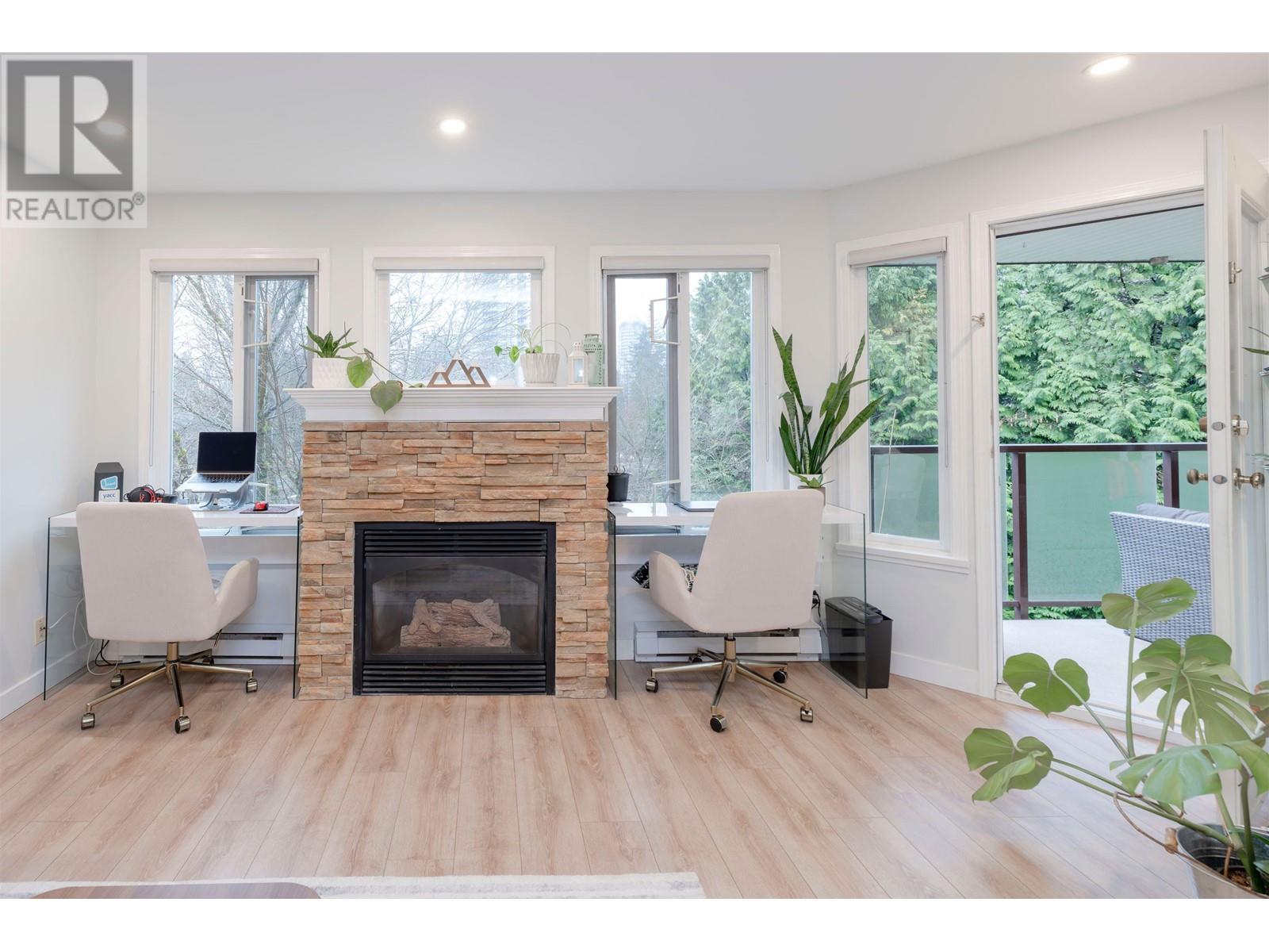 301 7139 18 Avenue, Burnaby, British Columbia  V3N 4Z3 - Photo 5 - R2987753