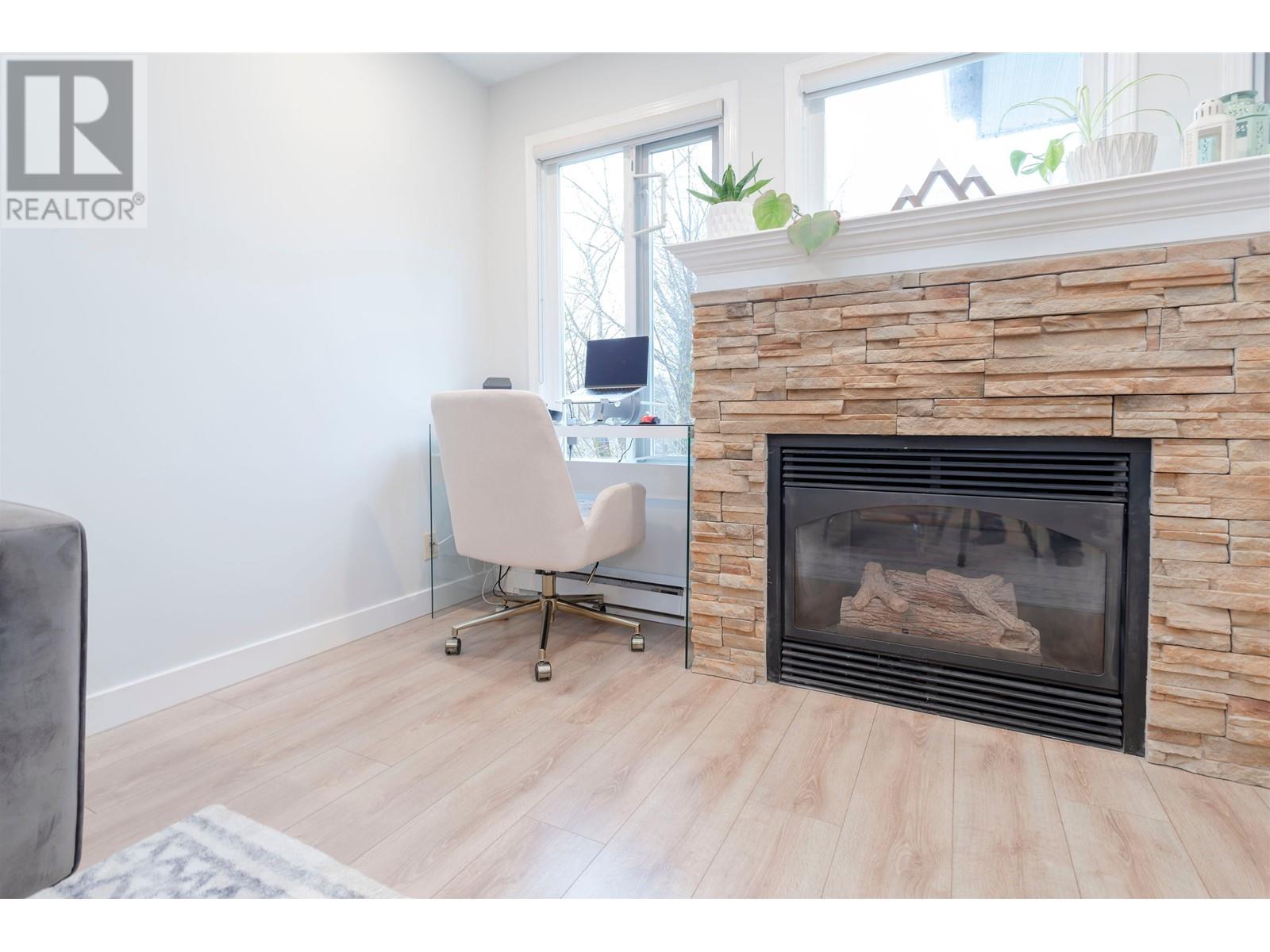 301 7139 18 Avenue, Burnaby, British Columbia  V3N 4Z3 - Photo 6 - R2987753