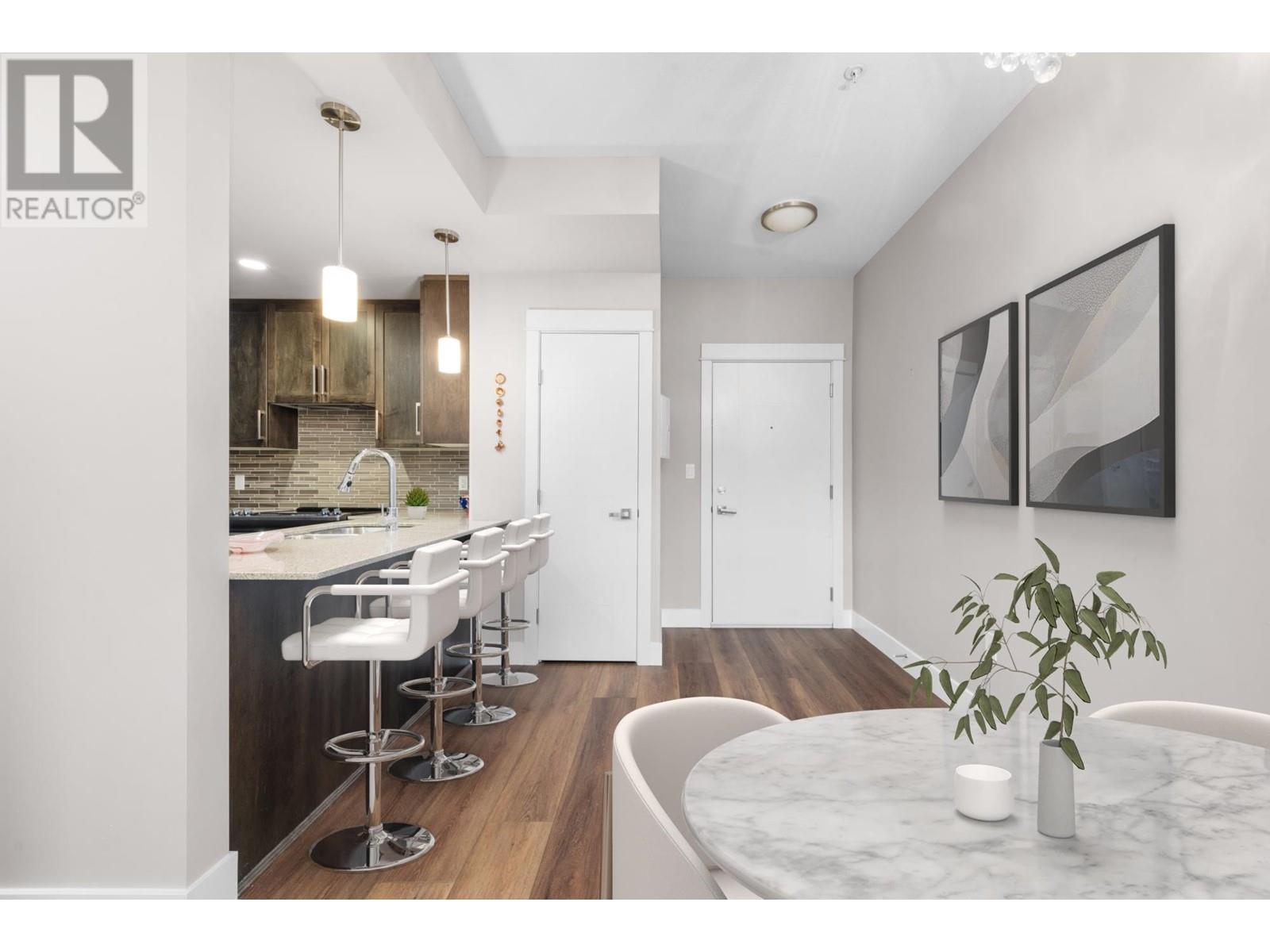 Property at 402 2495 WILSON AVENUE image 3
