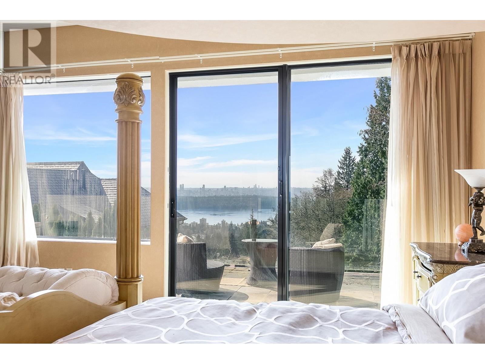 2490 Westhill Court, West Vancouver, British Columbia  V7S 3A5 - Photo 13 - R2987741