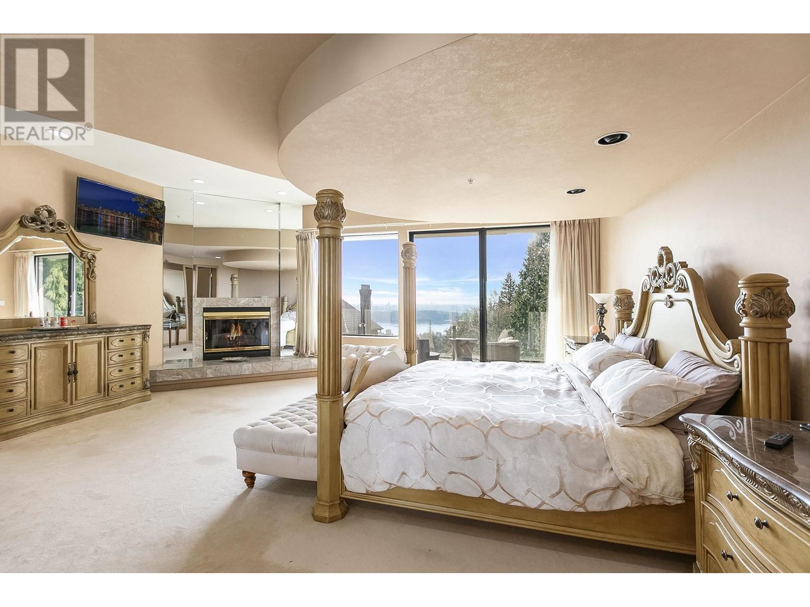 2490 Westhill Court, West Vancouver, British Columbia  V7S 3A5 - Photo 14 - R2987741