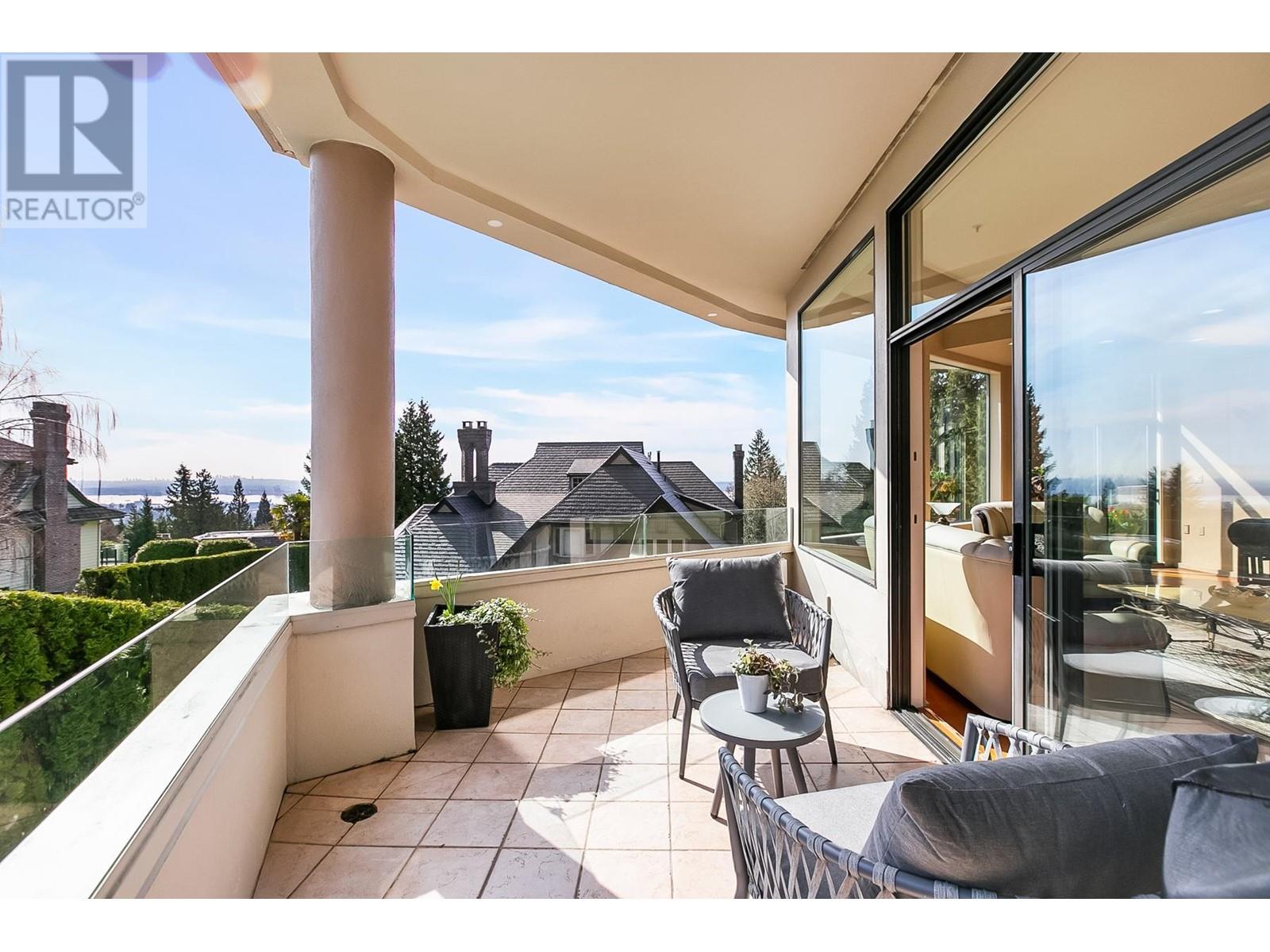 2490 Westhill Court, West Vancouver, British Columbia  V7S 3A5 - Photo 25 - R2987741