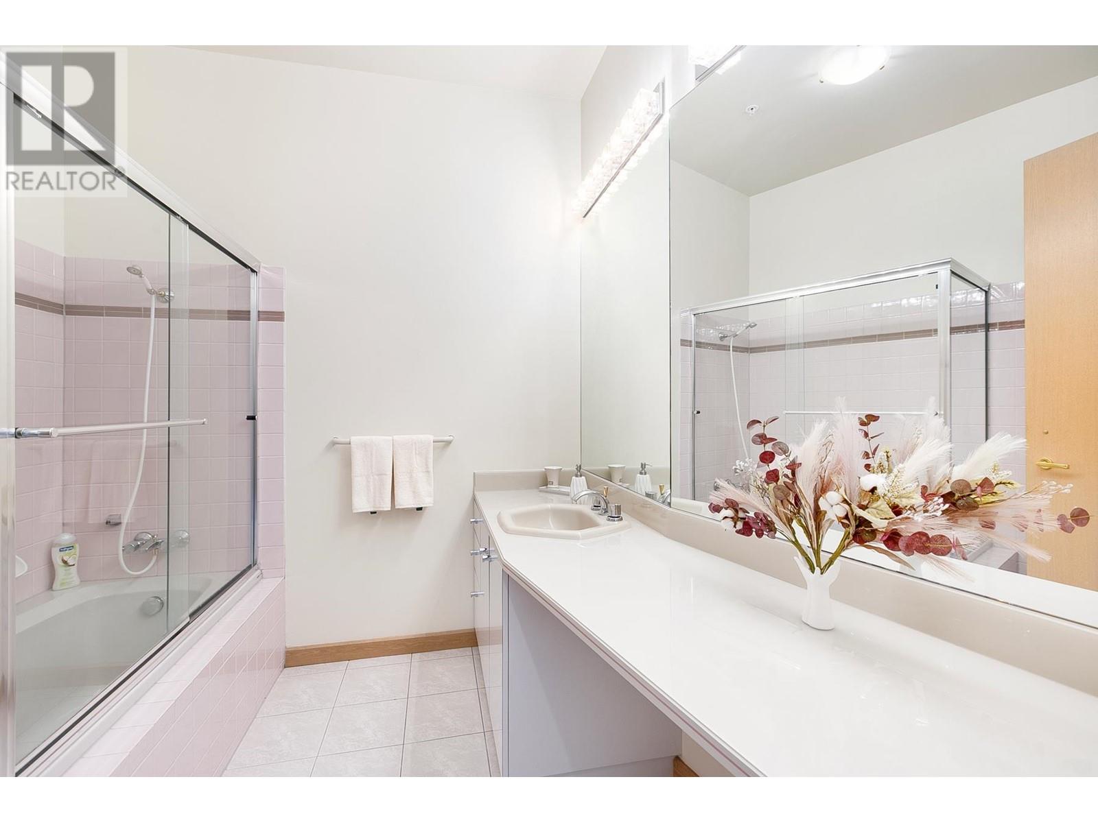 2490 Westhill Court, West Vancouver, British Columbia  V7S 3A5 - Photo 26 - R2987741