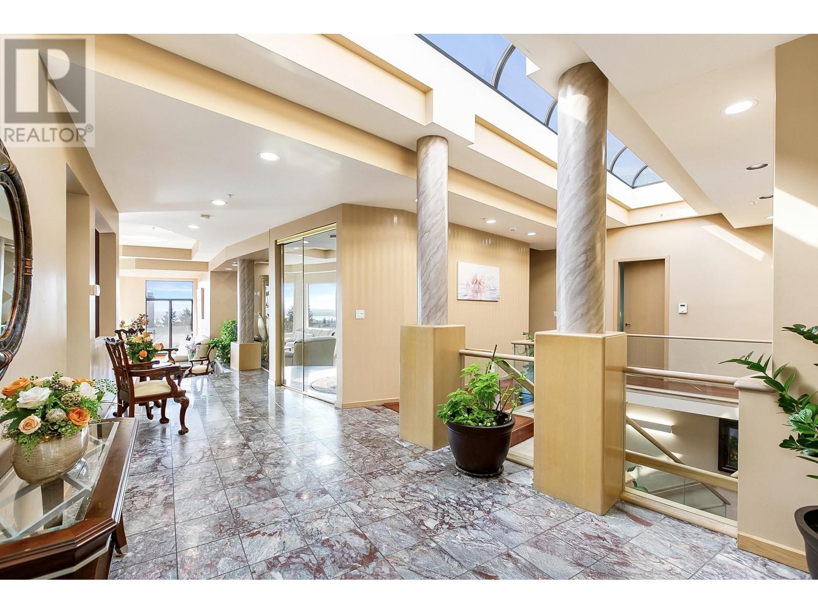 2490 Westhill Court, West Vancouver, British Columbia  V7S 3A5 - Photo 6 - R2987741