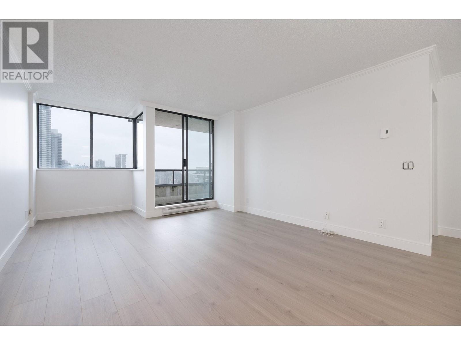 2401 3970 Carrigan Court, Burnaby, British Columbia  V3N 4S5 - Photo 15 - R2983917