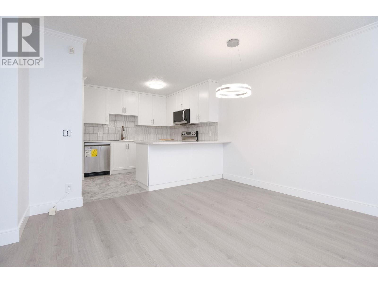 2401 3970 Carrigan Court, Burnaby, British Columbia  V3N 4S5 - Photo 10 - R2983917