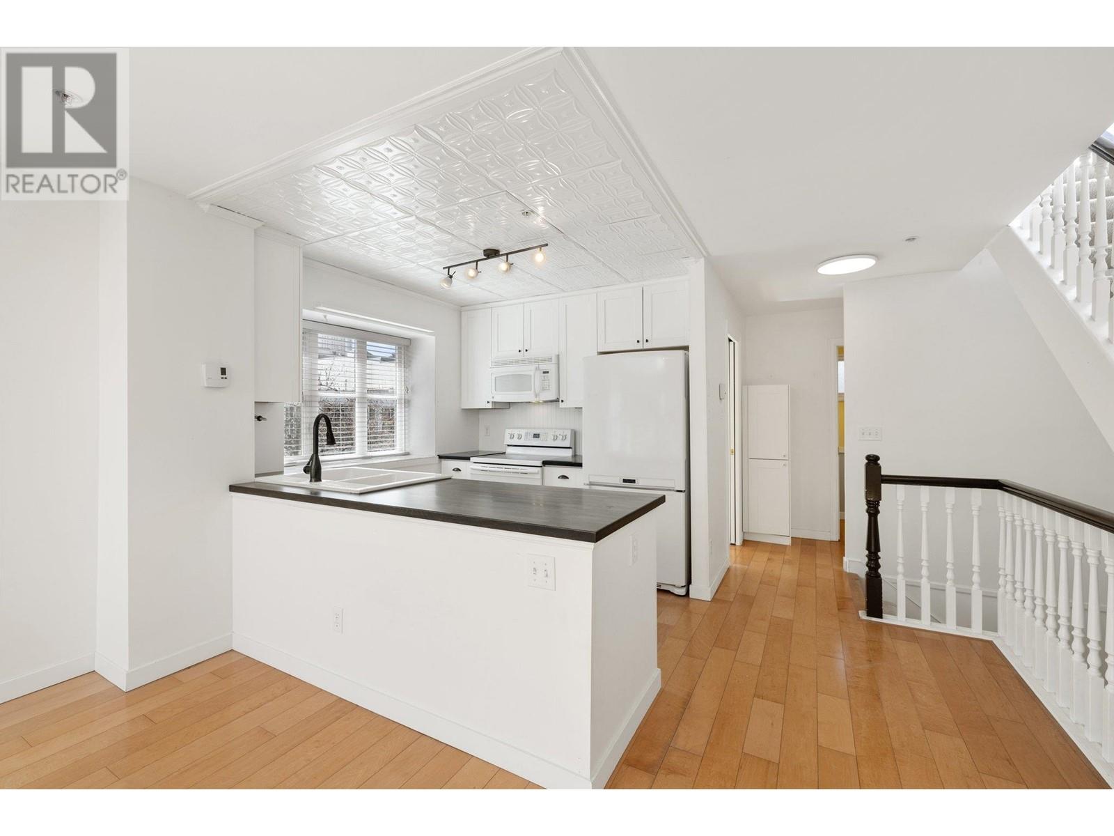 Property at 2263 HEATHER STREET image 5