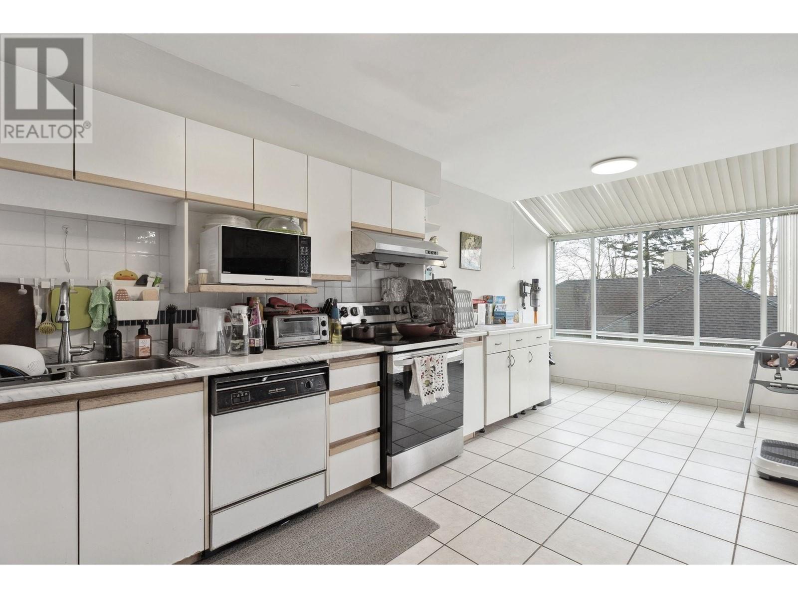 2383 Quayside Court, Vancouver, British Columbia  V5P 4W2 - Photo 13 - R2987537