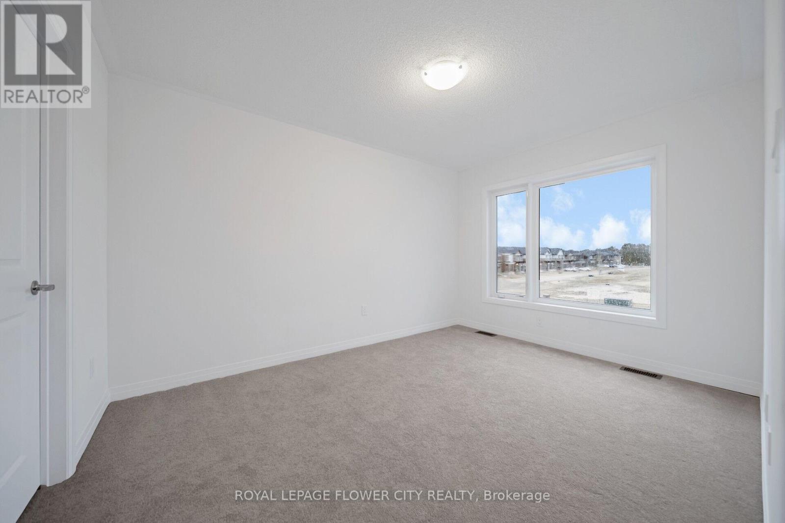 135 Alway Road, Hamilton, Ontario  L0R 1C0 - Photo 12 - X12067418