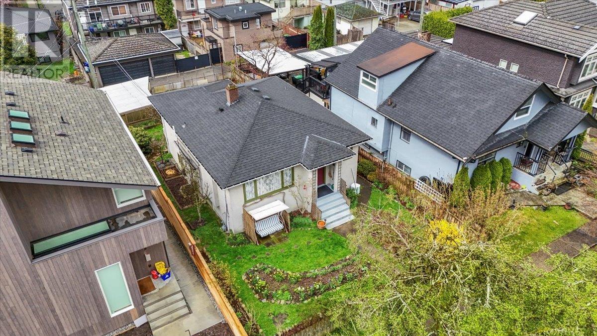 4589 Harriet Street, Vancouver, British Columbia  V5V 4K4 - Photo 4 - R2987747