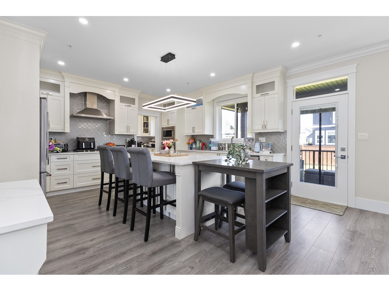 8408 Mctaggart Street, Mission, British Columbia  V2V 6S6 - Photo 12 - R2983031