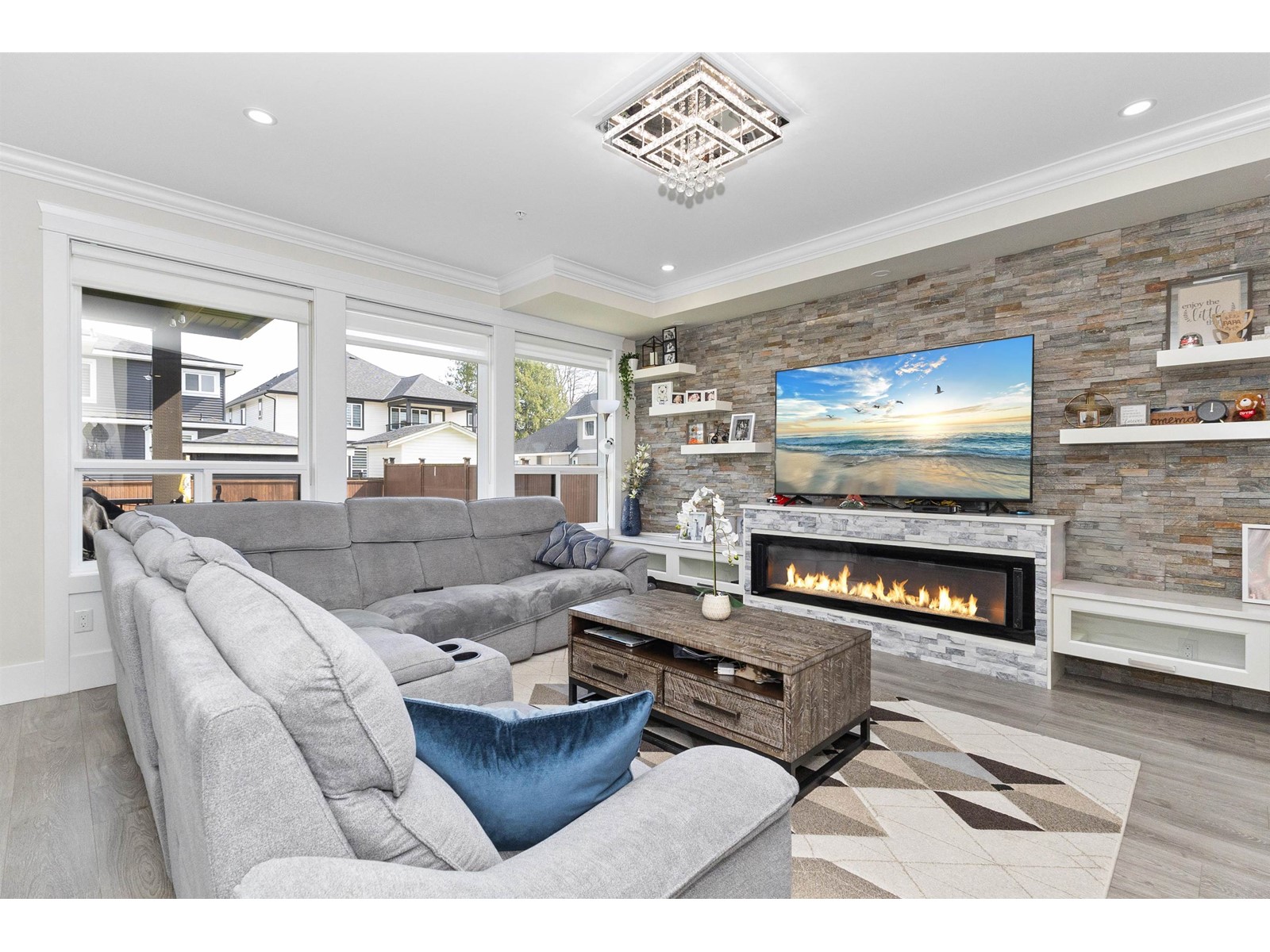 8408 Mctaggart Street, Mission, British Columbia  V2V 6S6 - Photo 27 - R2983031