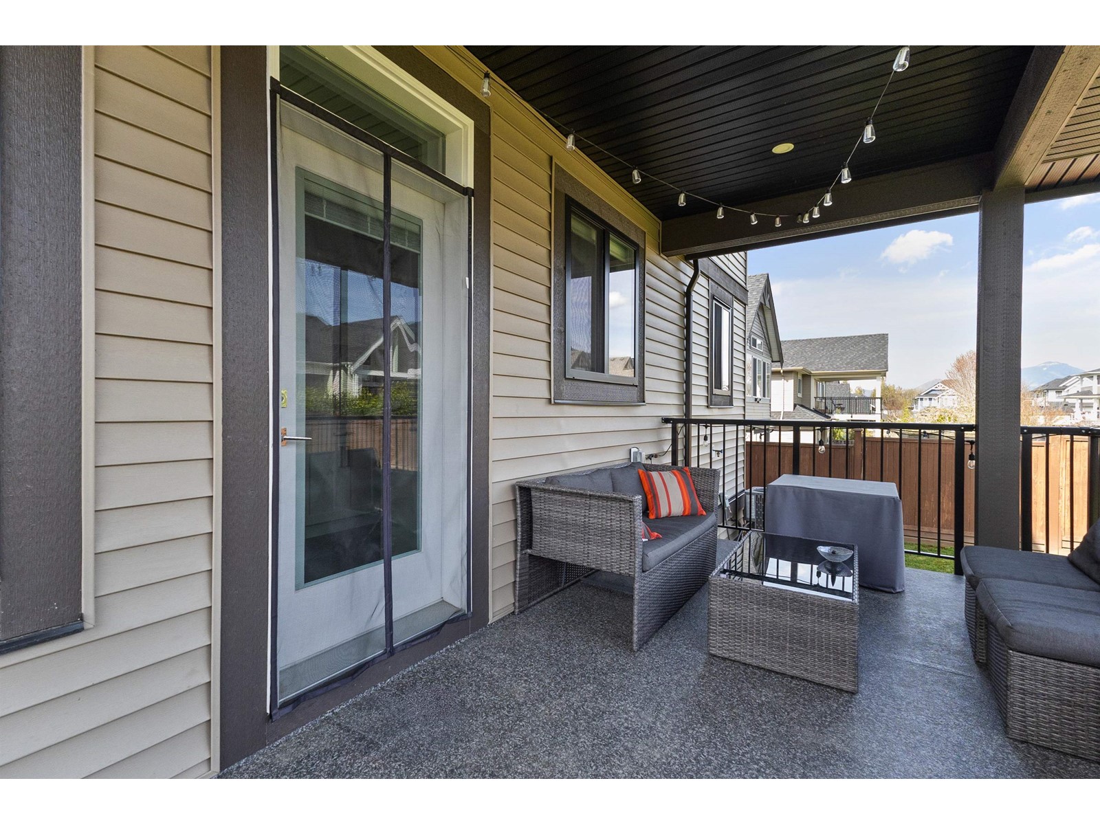 8408 Mctaggart Street, Mission, British Columbia  V2V 6S6 - Photo 32 - R2983031