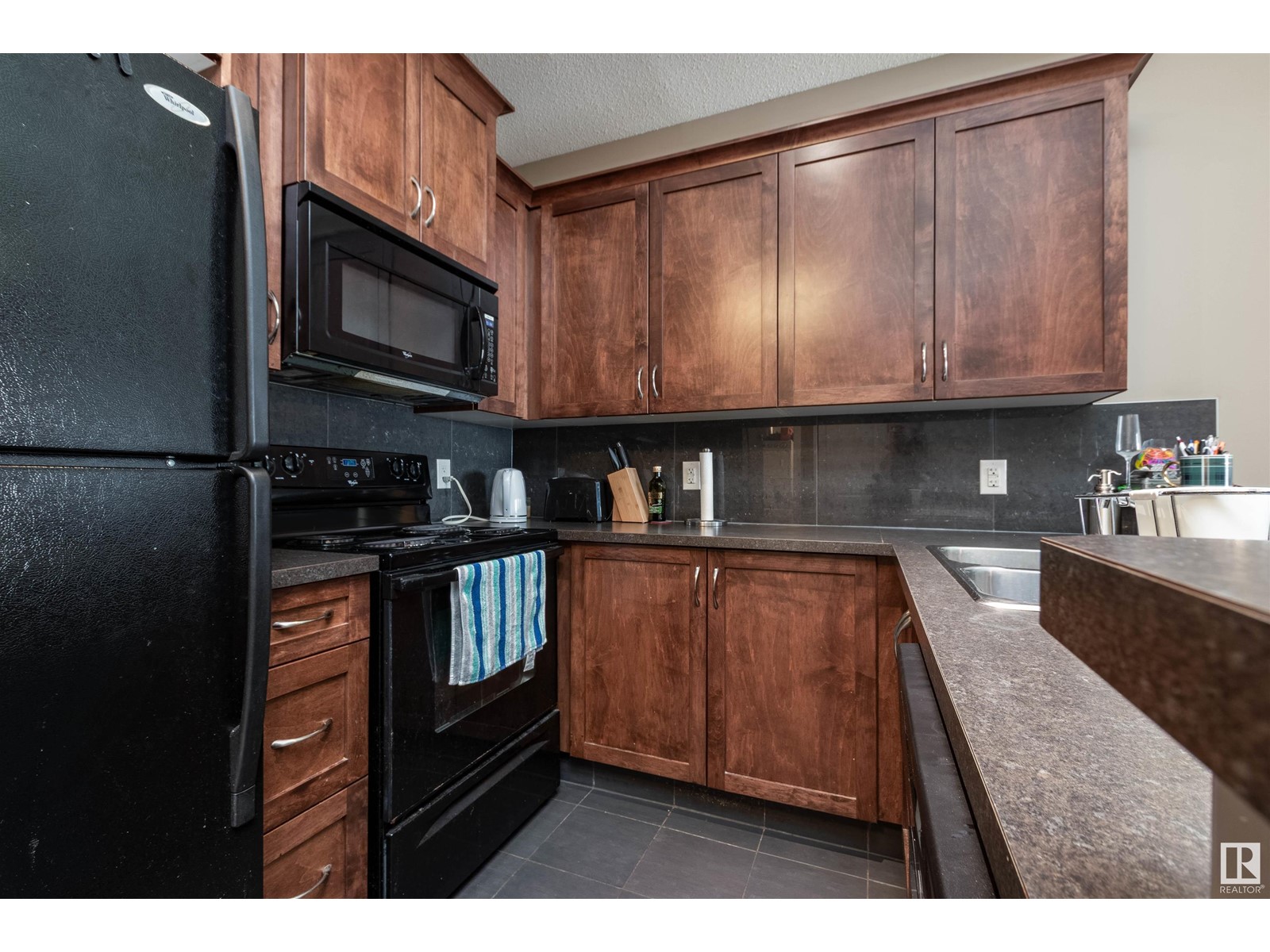 Property at #103 6720 112 ST NW image 3
