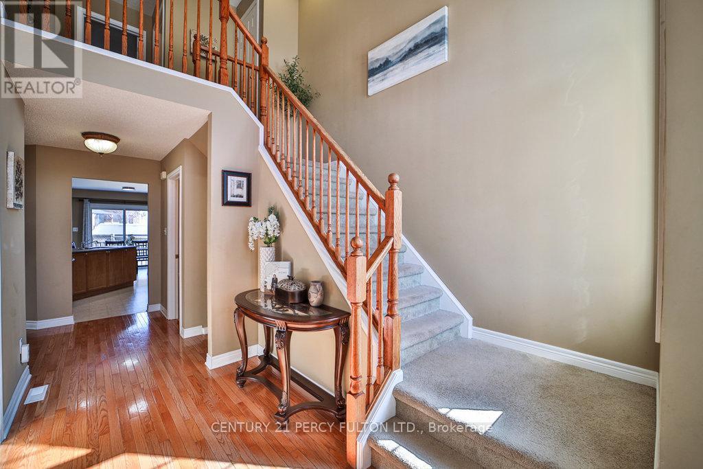 Photo 6 of 38 for 510 South Leaksdale Circle