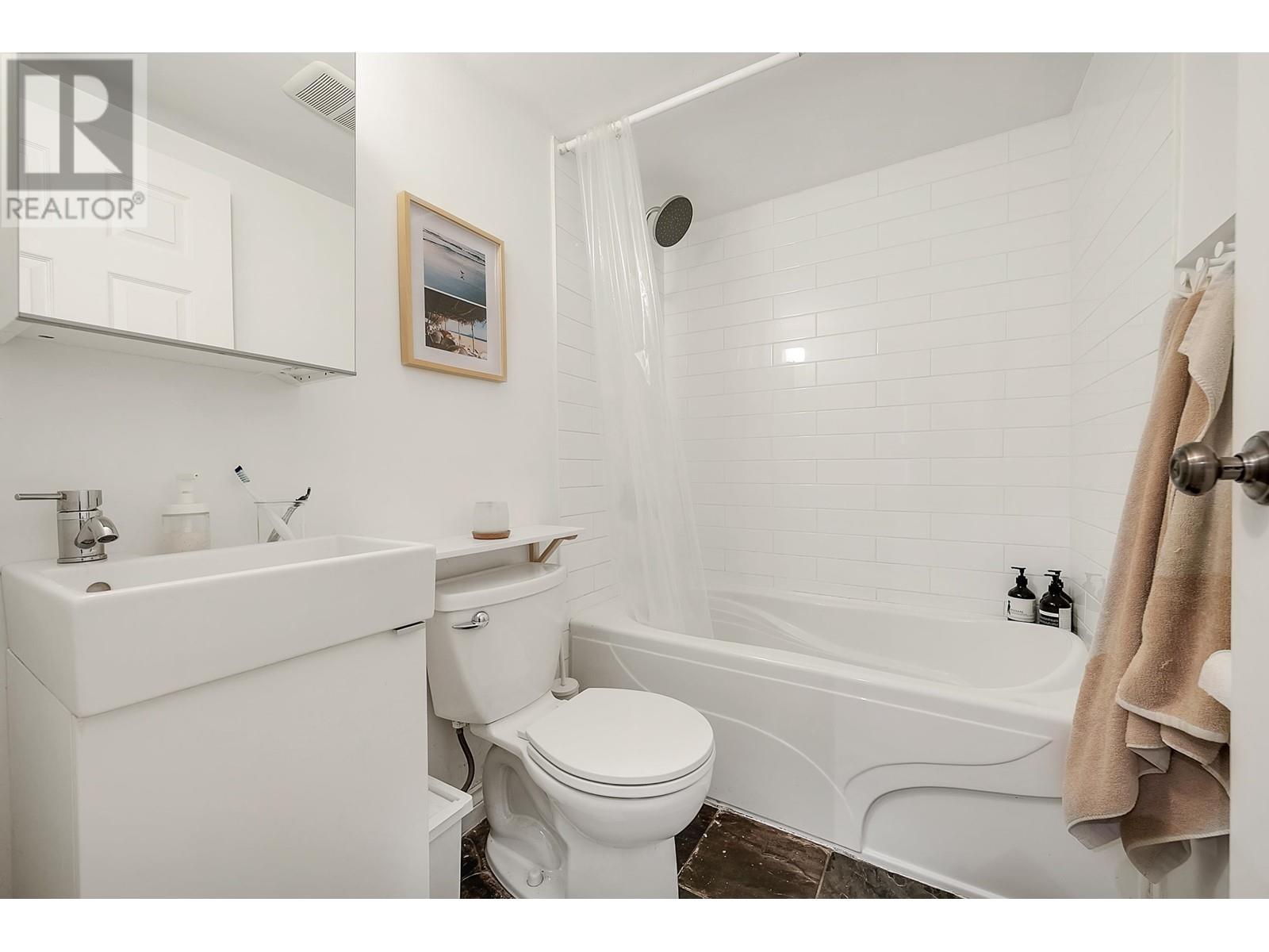 109 825 E 7th Avenue, Vancouver, British Columbia  V5T 1P4 - Photo 18 - R2987757
