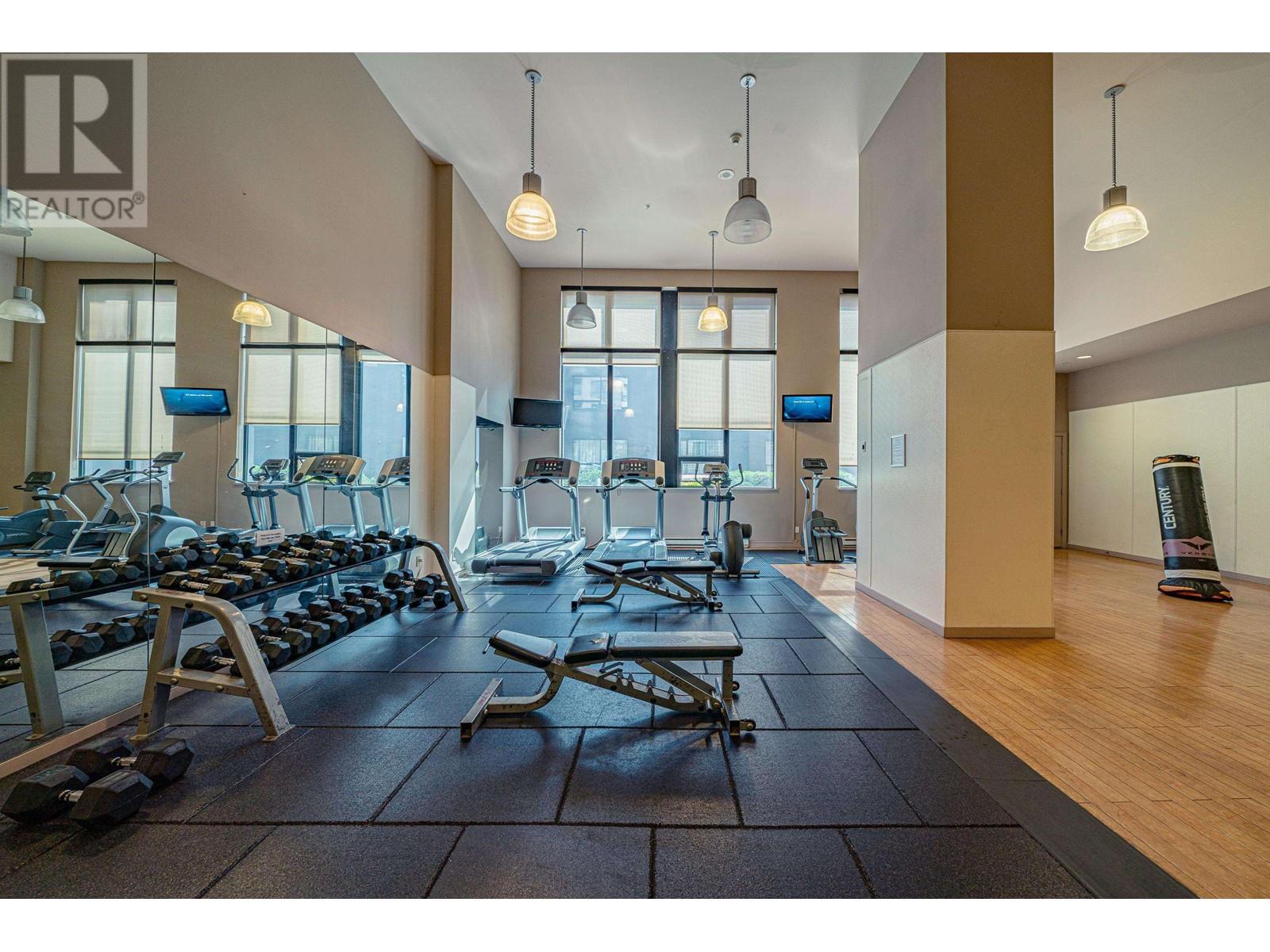 Listing Picture 18 of 21 : 2002 909 MAINLAND STREET, Vancouver / 溫哥華 - 魯藝地產 Yvonne Lu Group - MLS Medallion Club Member