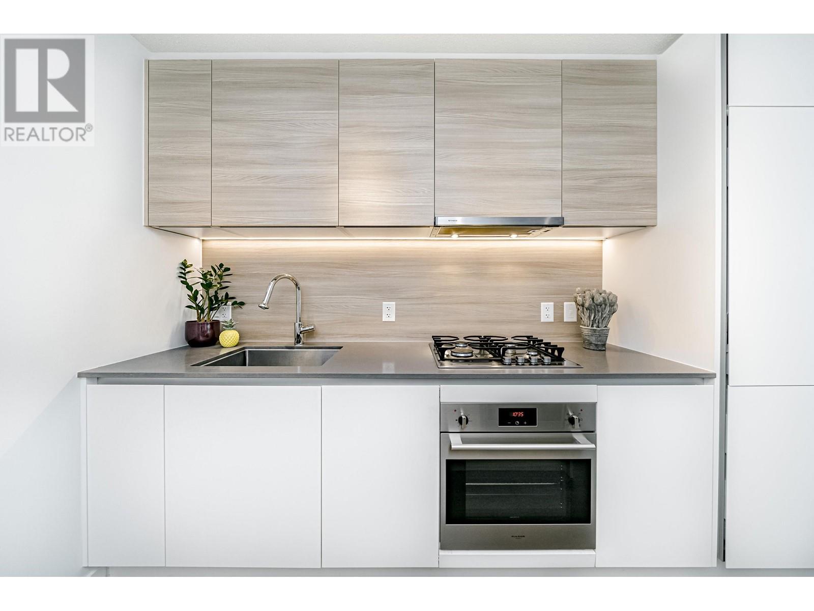 1306 988 Quayside Drive, New Westminster, British Columbia  V3M 0L5 - Photo 11 - R2987756