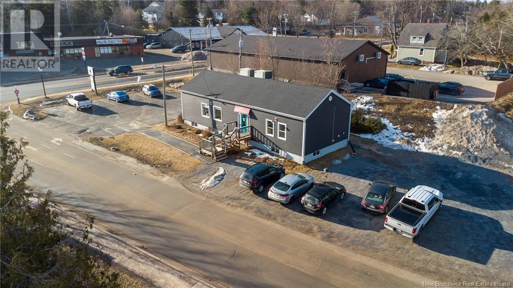 135 Hampton Road, Rothesay, New Brunswick  E2E 2N6 - Photo 3 - NB114048