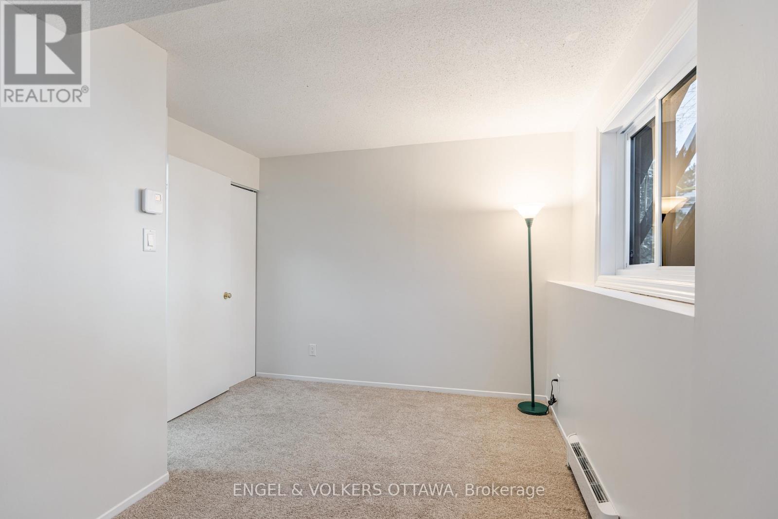 1504 Tanguay Court, Ottawa, Ontario  K2L 3X8 - Photo 17 - X12070111