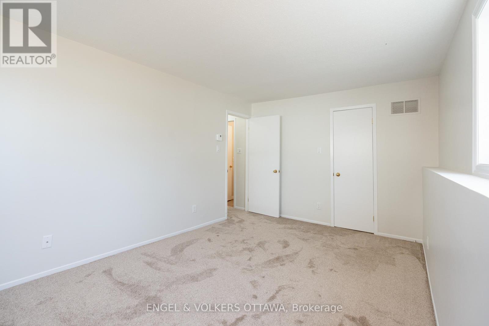 1504 Tanguay Court, Ottawa, Ontario  K2L 3X8 - Photo 25 - X12070111