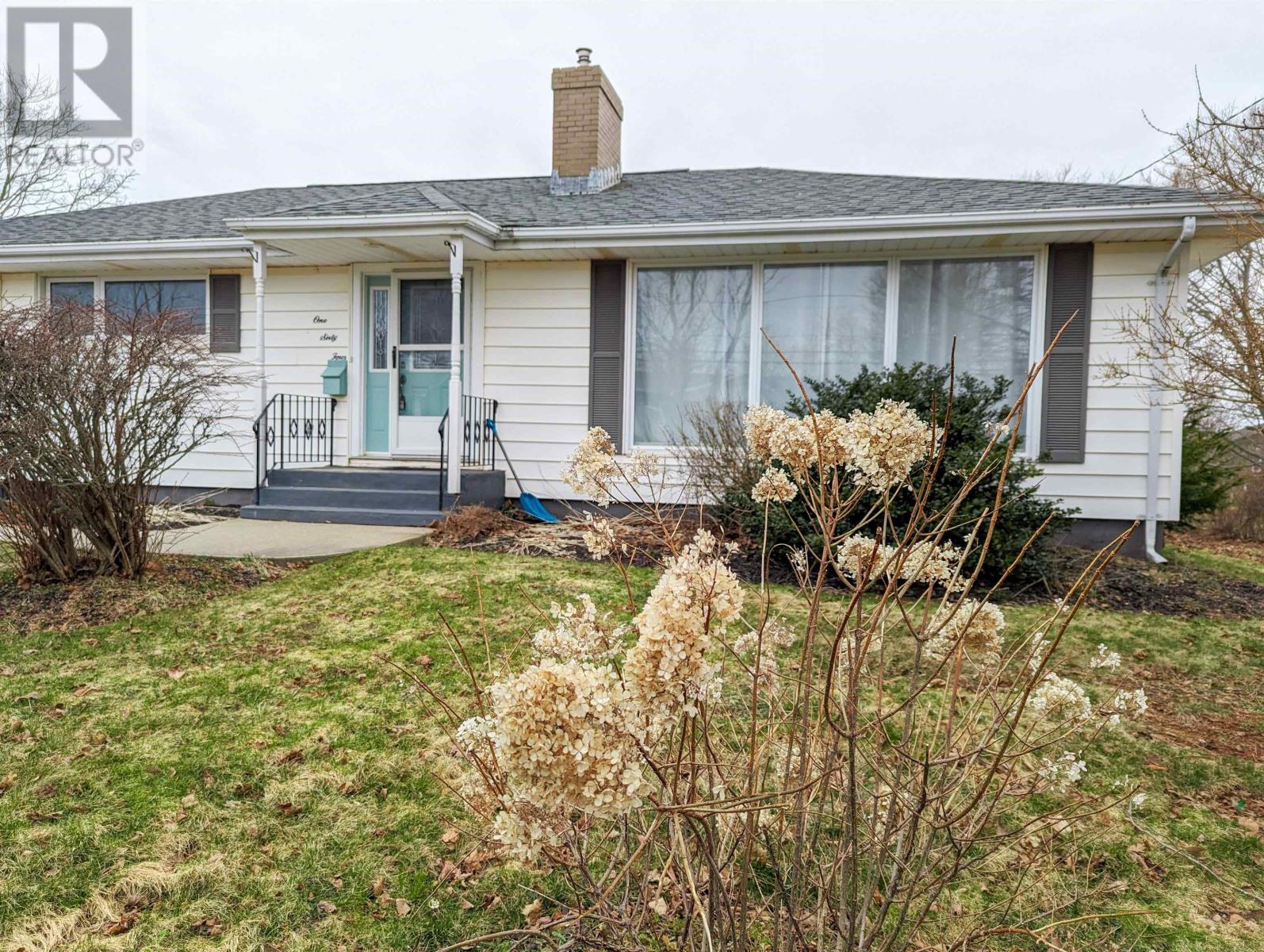 Property at 164 Mason Roads image 1