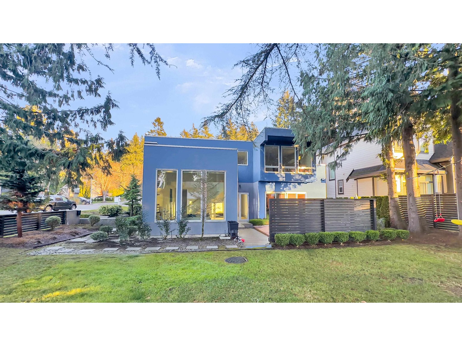12768 26b Avenue, Surrey, British Columbia  V4A 3T3 - Photo 3 - R2987276