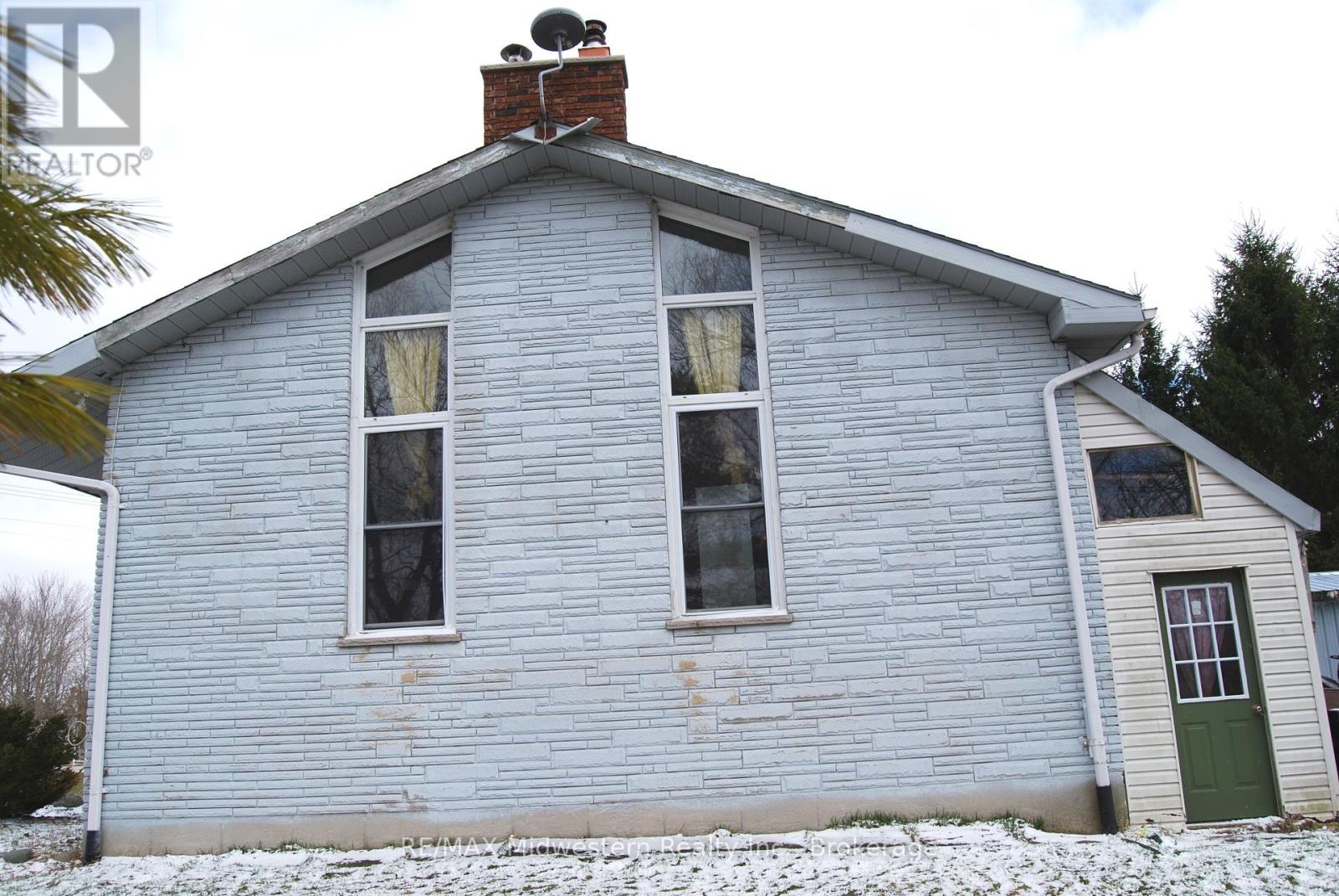 79 Elora Street N, Minto, Ontario  N0G 1M0 - Photo 7 - X12070043