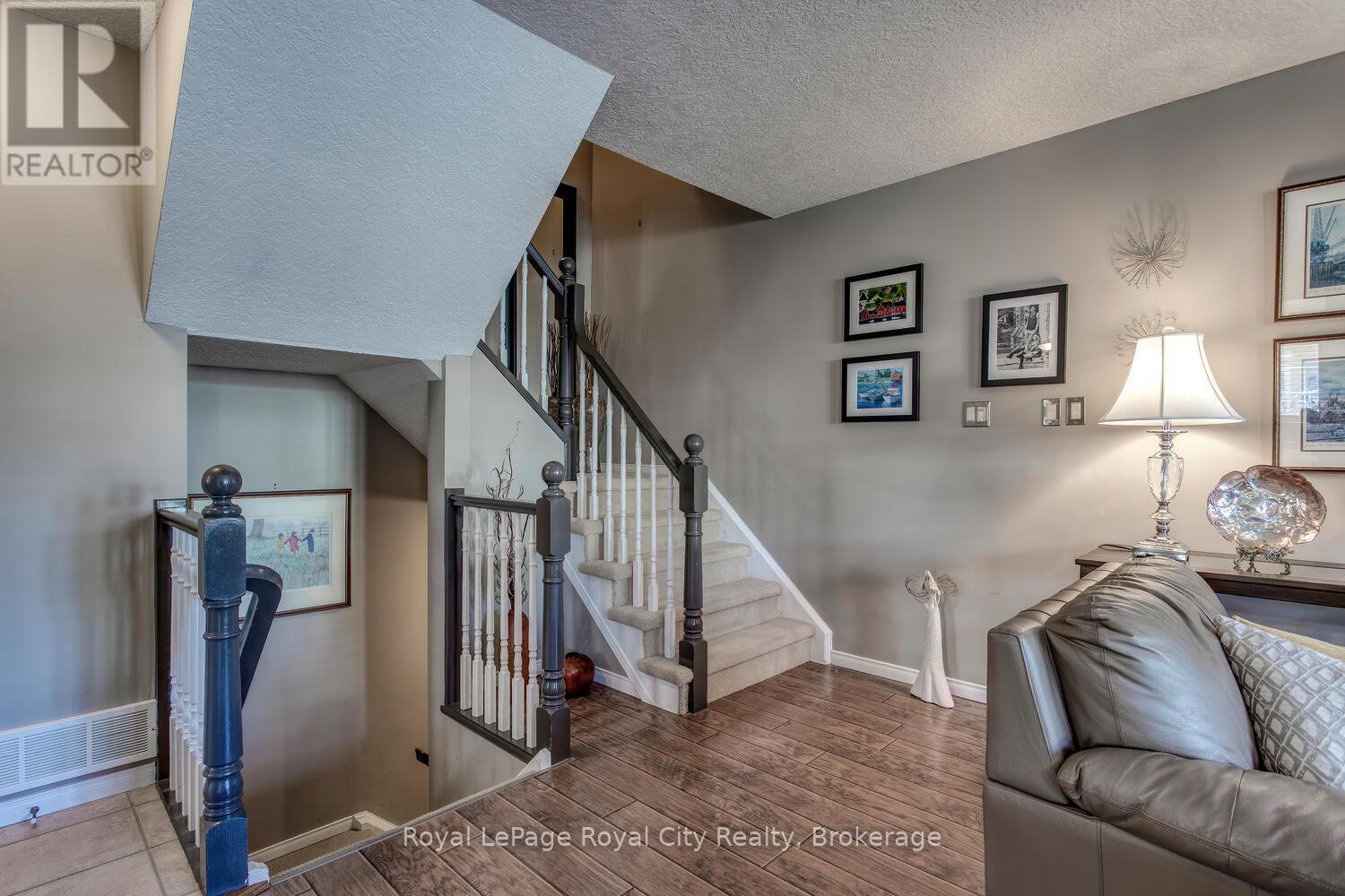 37 - 941 Gordon Street S, Guelph, Ontario  N1G 4R9 - Photo 35 - X12070110