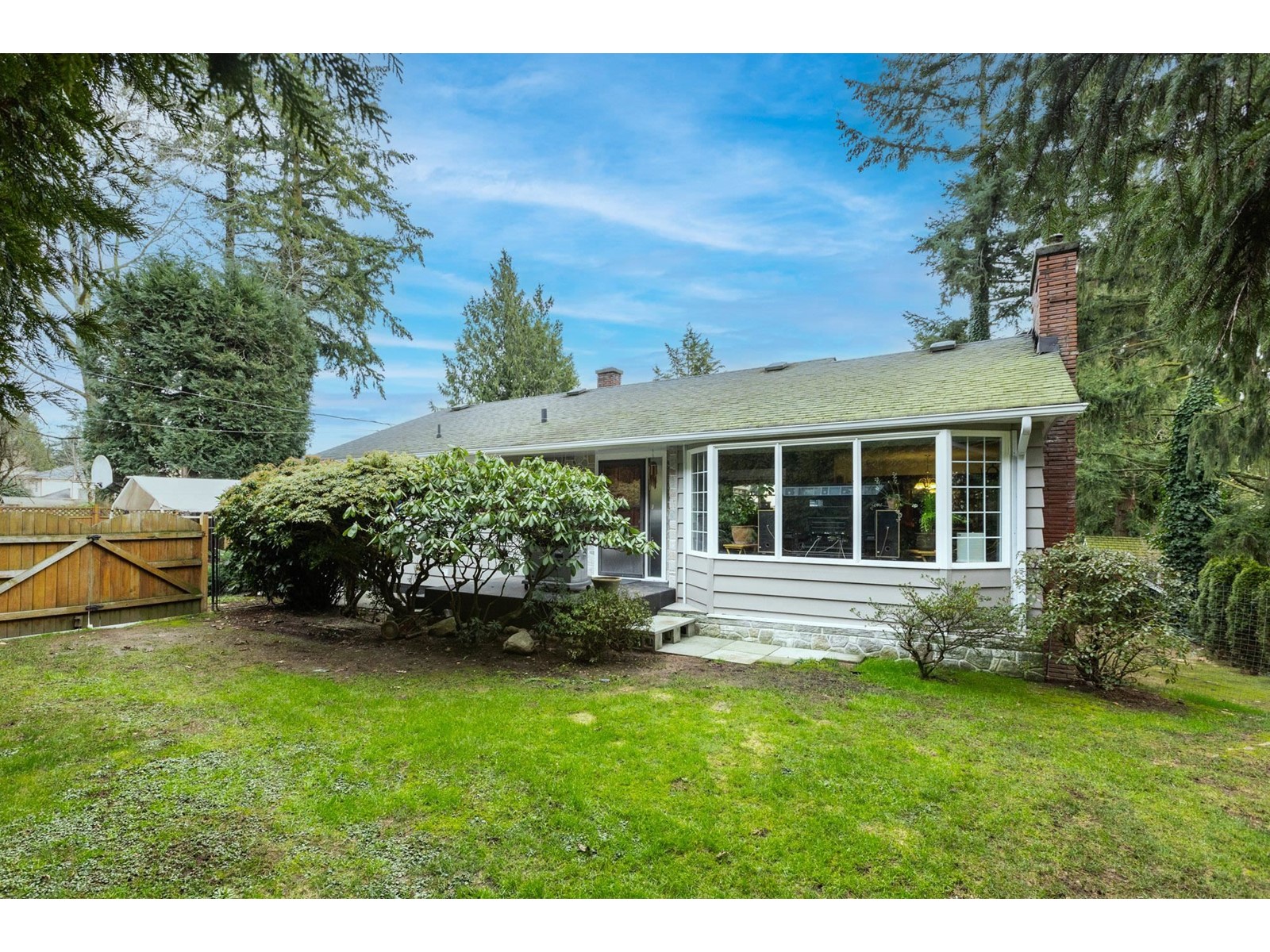Property at 18227 55B AVENUE image 2
