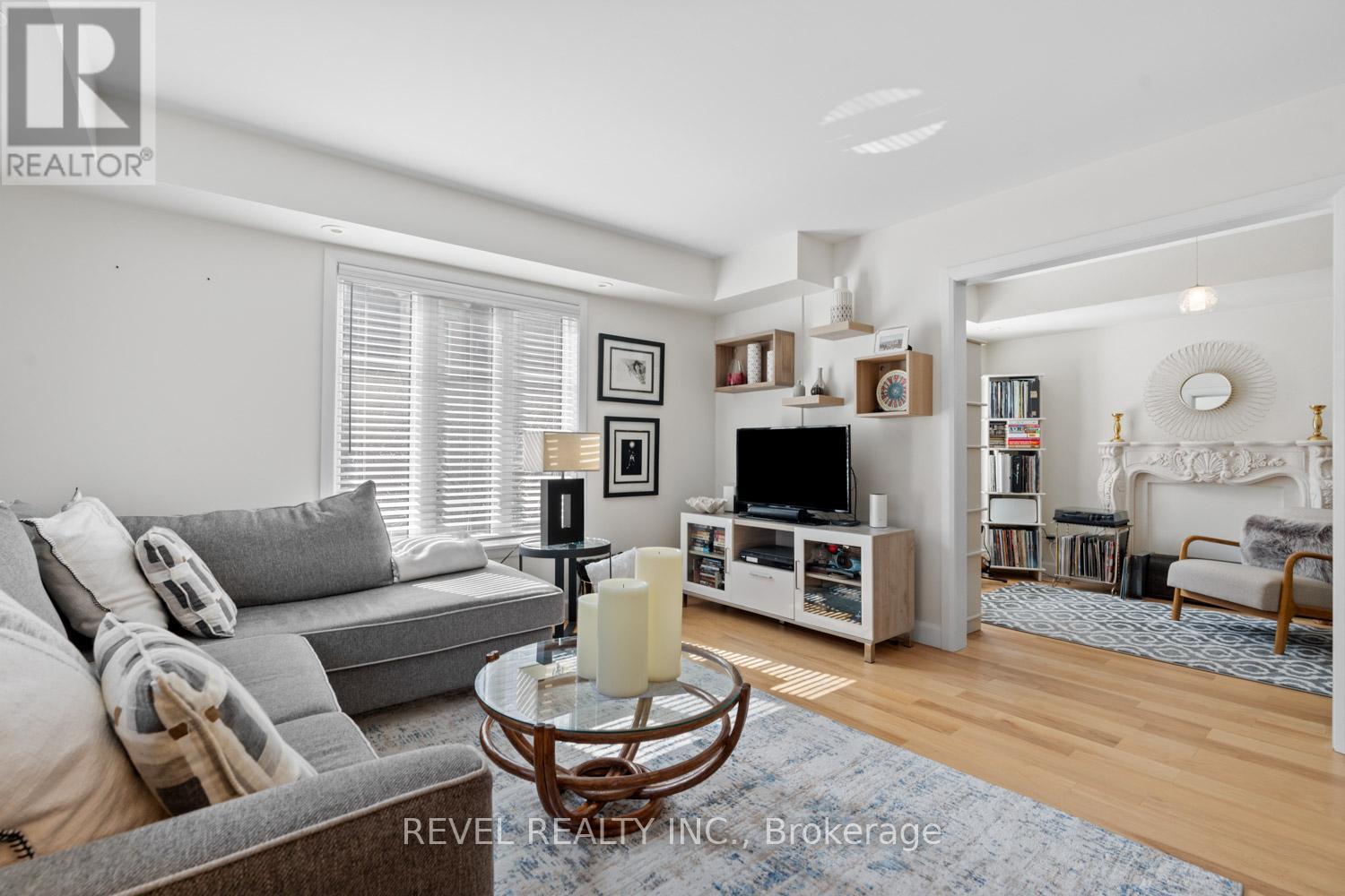 Property at 918 - 50 WESTERN BATTERY ROAD image 1