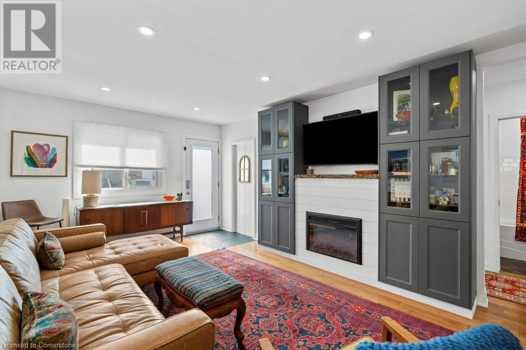 40 East 39th Street, Hamilton, Ontario  L8V 4H1 - Photo 10 - 40714918