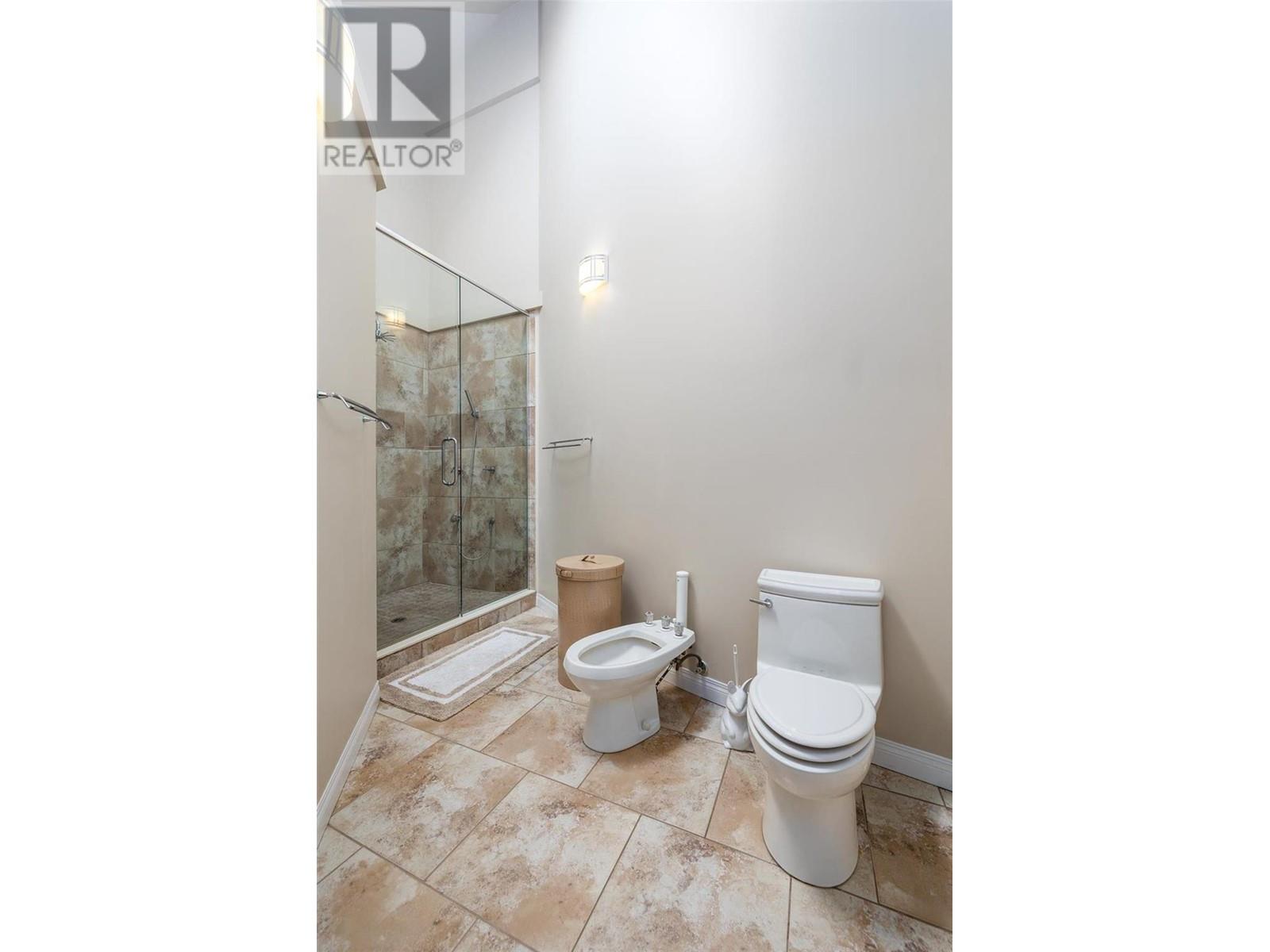 375 Trumpeter Court, Kelowna, British Columbia  V1W 5J4 - Photo 32 - 10338240
