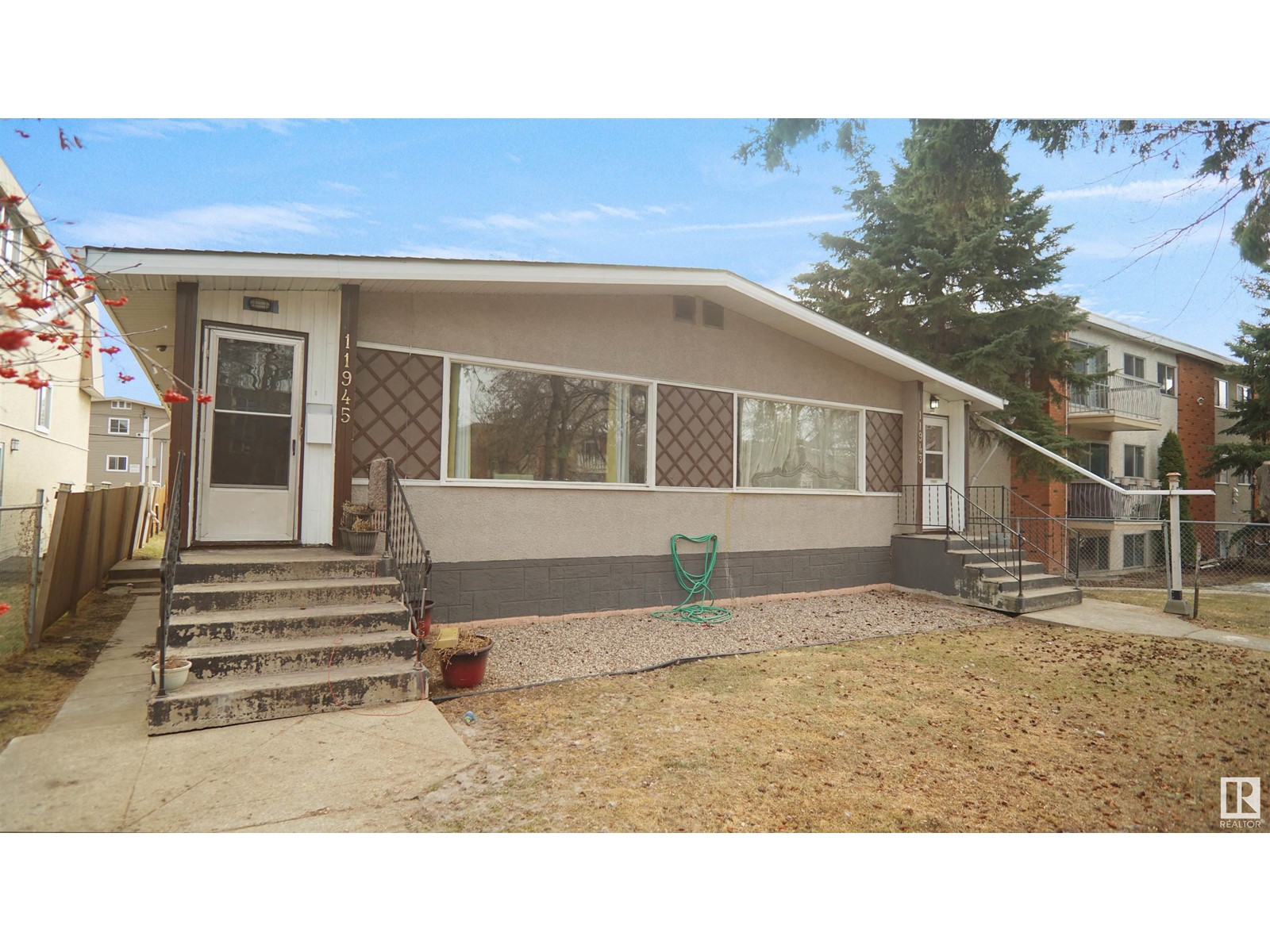Property at 11943 104 ST NW image 1